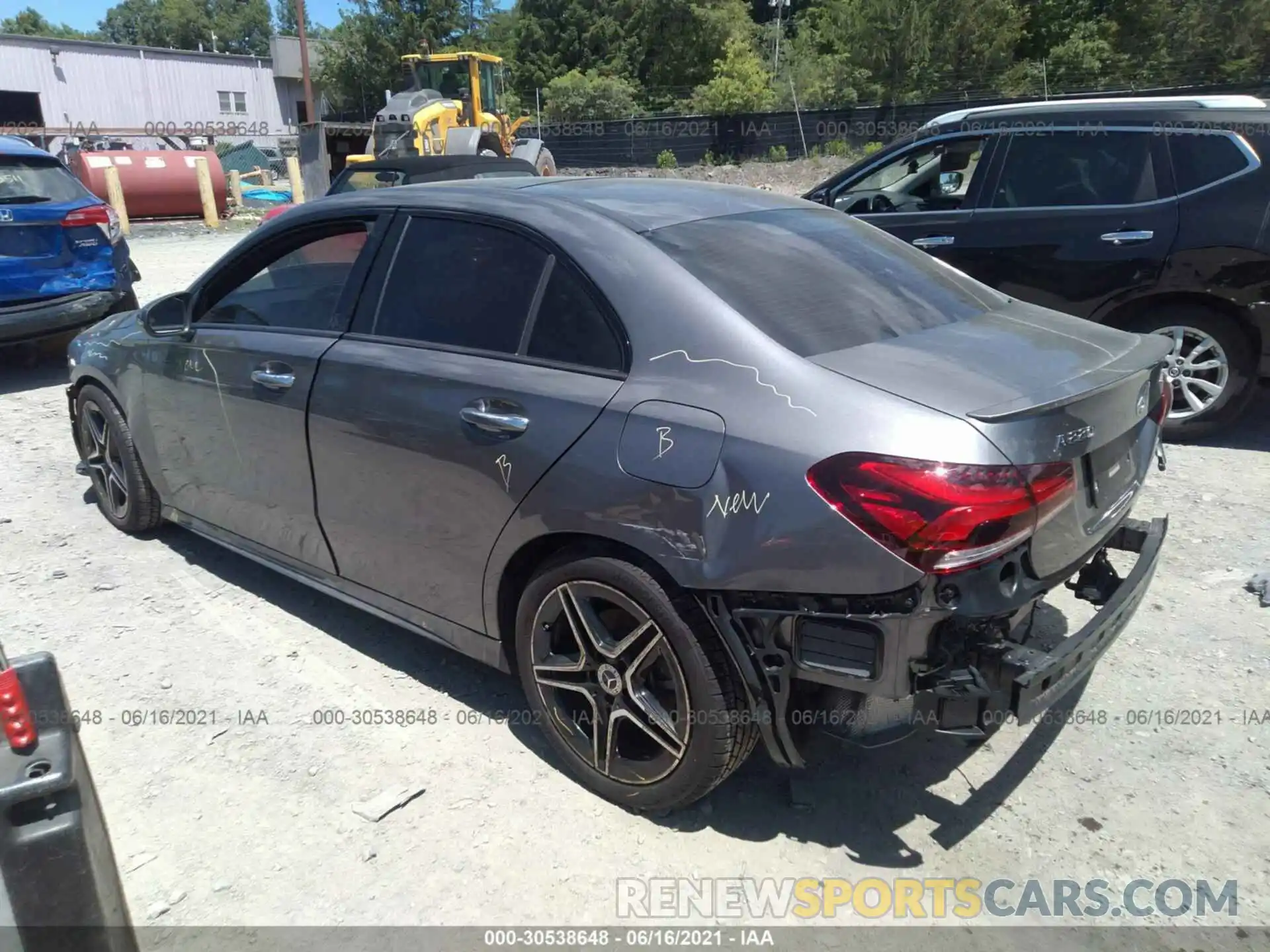 3 Photograph of a damaged car W1K3G4FB0LJ237536 MERCEDES-BENZ A-CLASS 2020