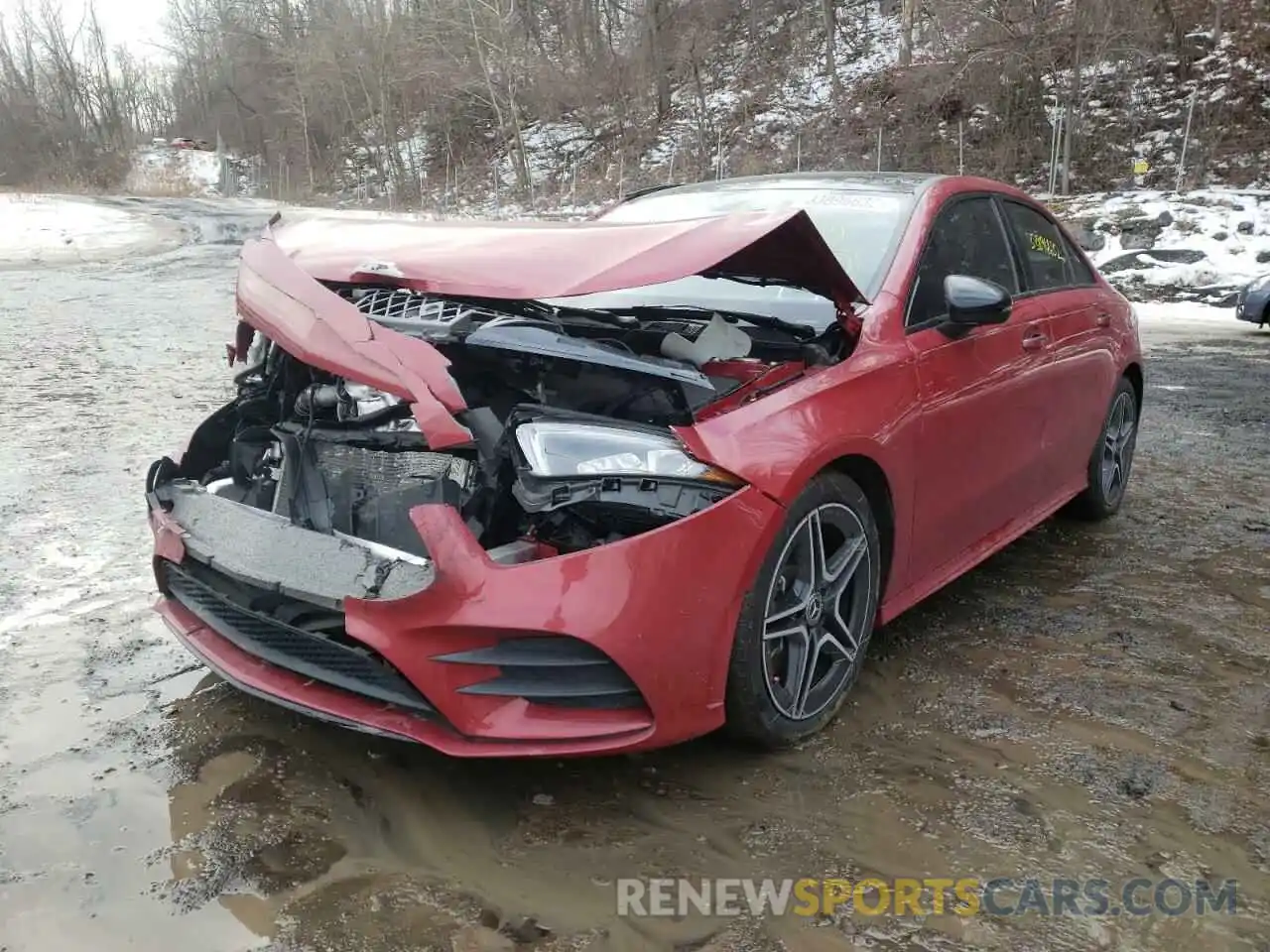 2 Photograph of a damaged car W1K3G4FB1LJ224116 MERCEDES-BENZ A-CLASS 2020