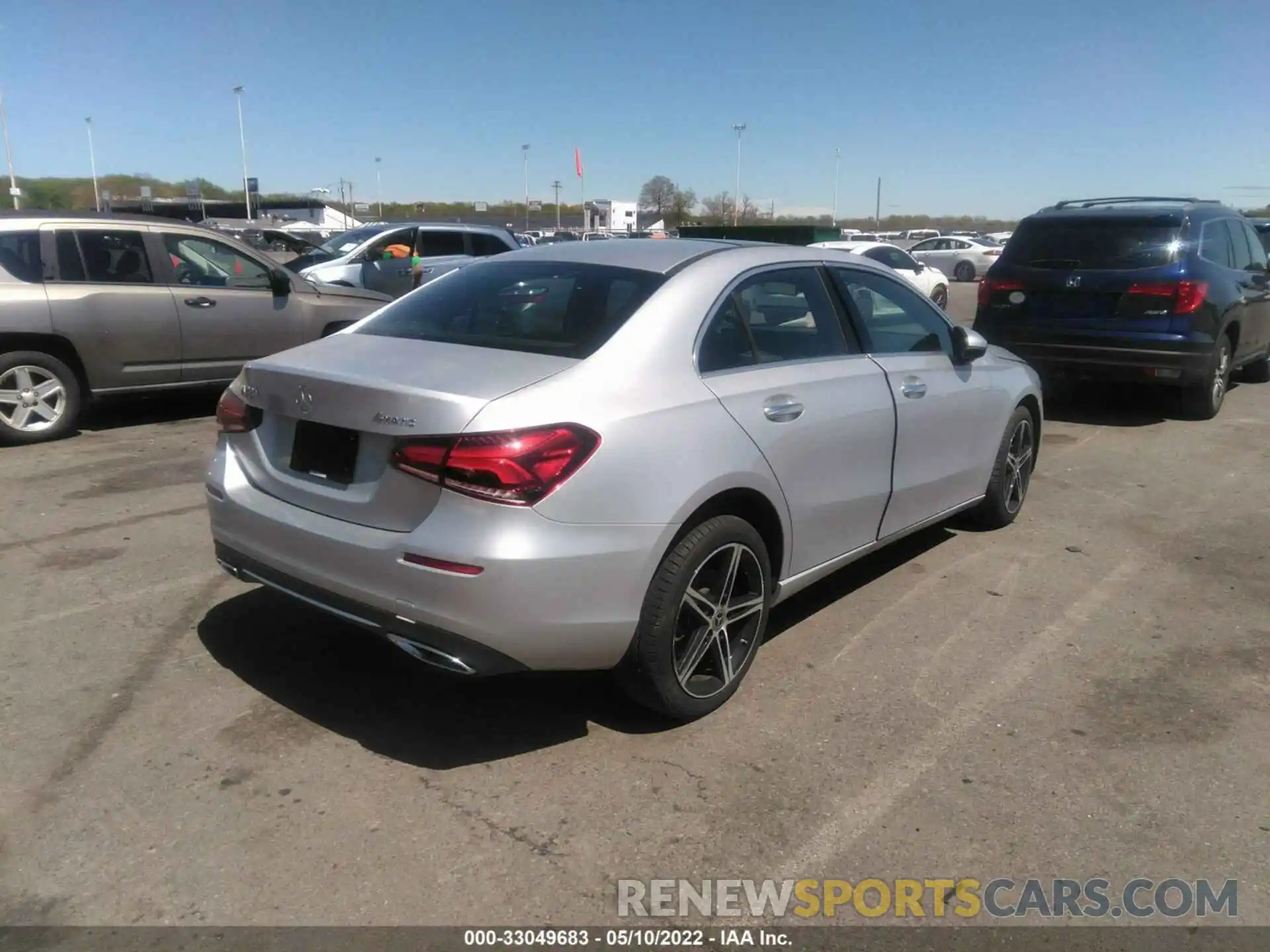 4 Photograph of a damaged car W1K3G4FB1LW047747 MERCEDES-BENZ A-CLASS 2020