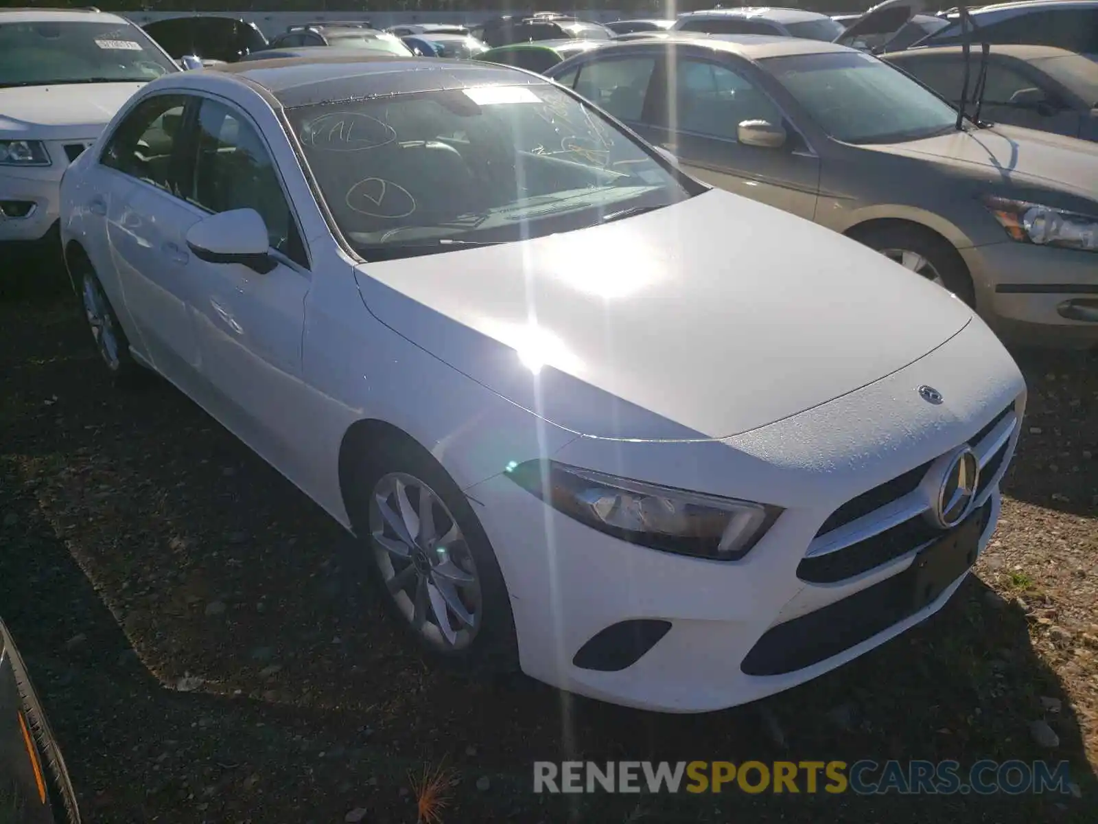 1 Photograph of a damaged car W1K3G4FB2LJ237702 MERCEDES-BENZ A-CLASS 2020