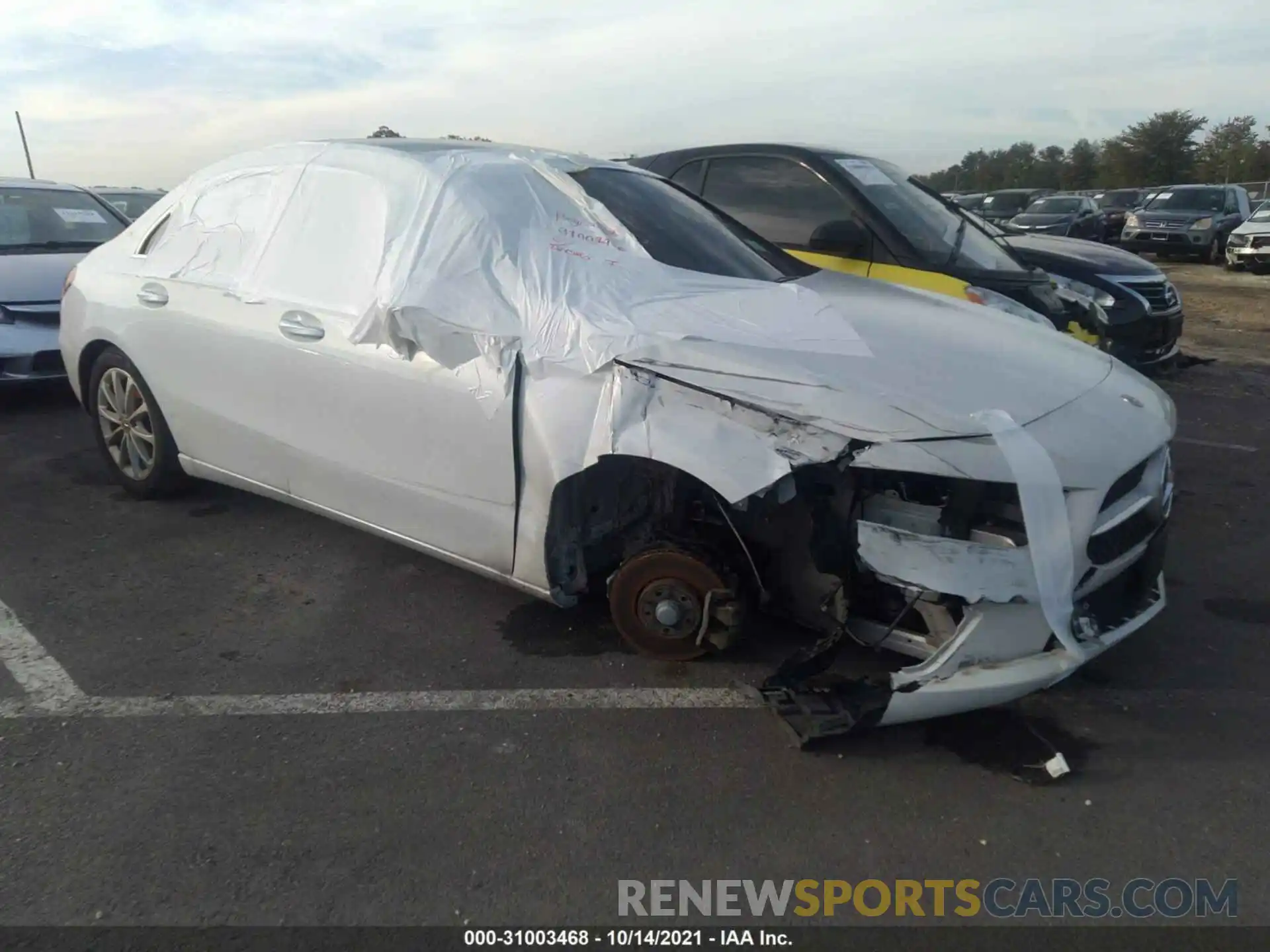 1 Photograph of a damaged car W1K3G4FB3LW043408 MERCEDES-BENZ A-CLASS 2020