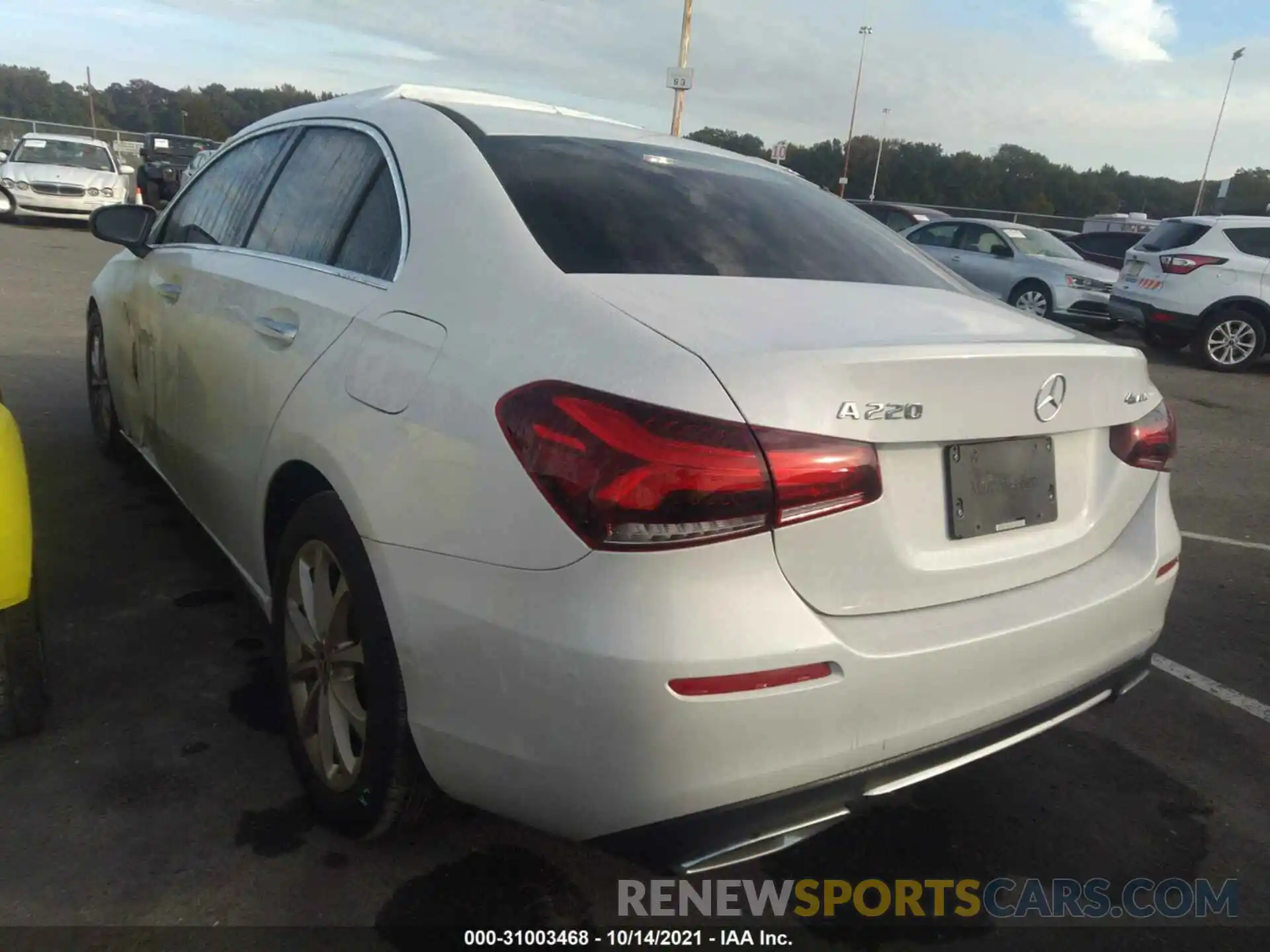 3 Photograph of a damaged car W1K3G4FB3LW043408 MERCEDES-BENZ A-CLASS 2020