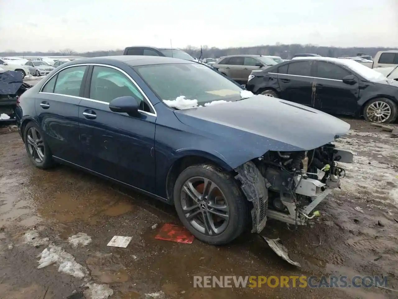 4 Photograph of a damaged car W1K3G4FB3LW047720 MERCEDES-BENZ A-CLASS 2020