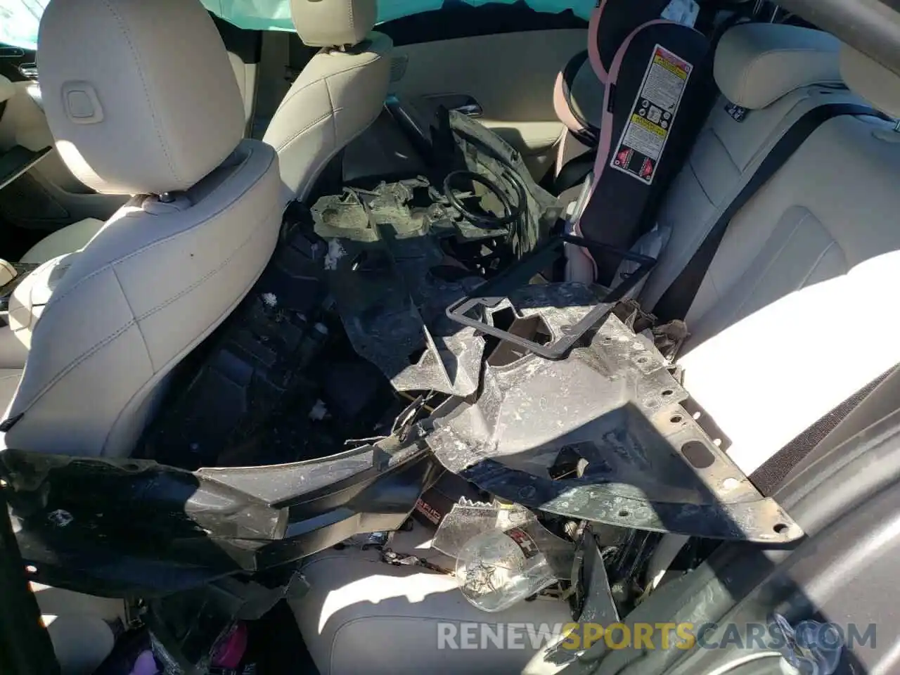 12 Фотография поврежденного автомобиля W1K3G4FB4LJ223865 MERCEDES-BENZ A-CLASS 2020