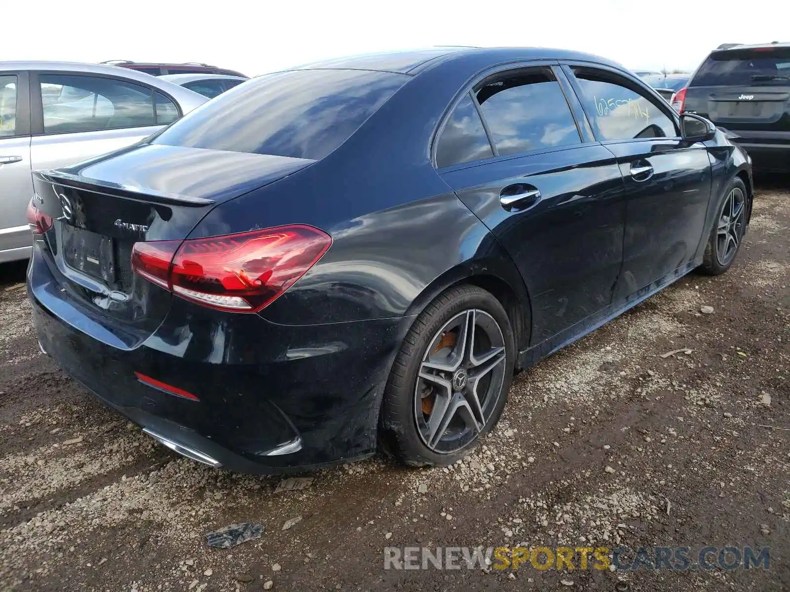 4 Photograph of a damaged car W1K3G4FB5LJ225799 MERCEDES-BENZ A-CLASS 2020