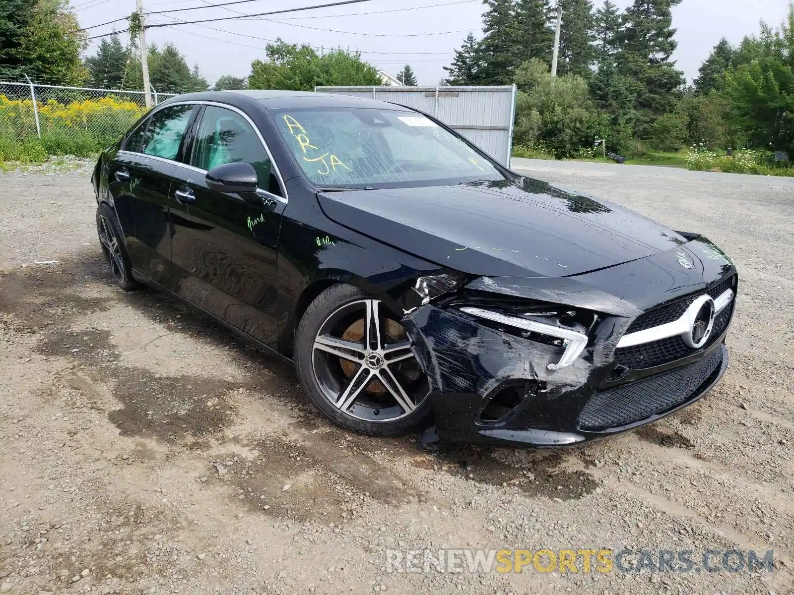 1 Photograph of a damaged car W1K3G4FB8LJ213470 MERCEDES-BENZ A-CLASS 2020