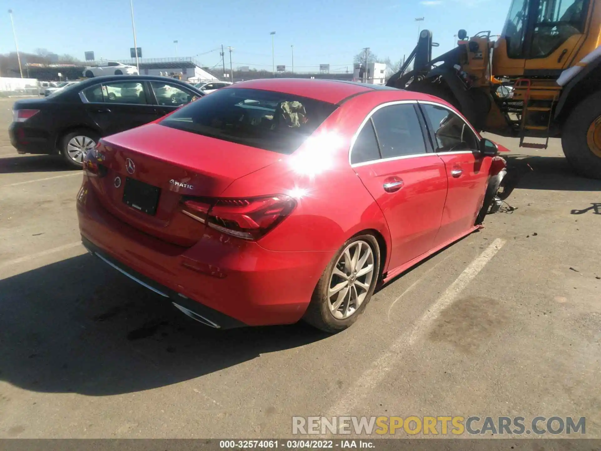 4 Photograph of a damaged car W1K3G4FB8LW046403 MERCEDES-BENZ A-CLASS 2020