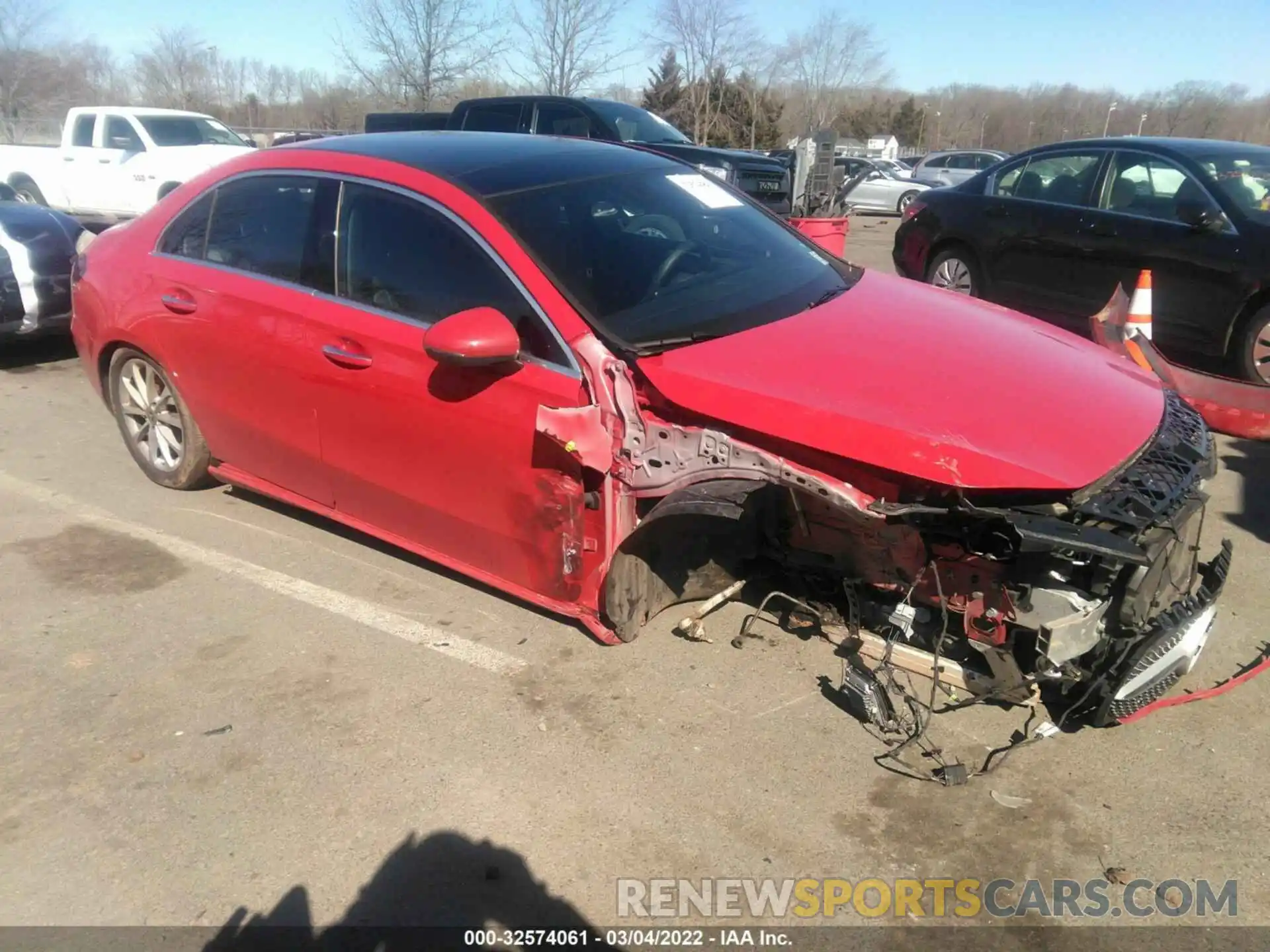 6 Photograph of a damaged car W1K3G4FB8LW046403 MERCEDES-BENZ A-CLASS 2020