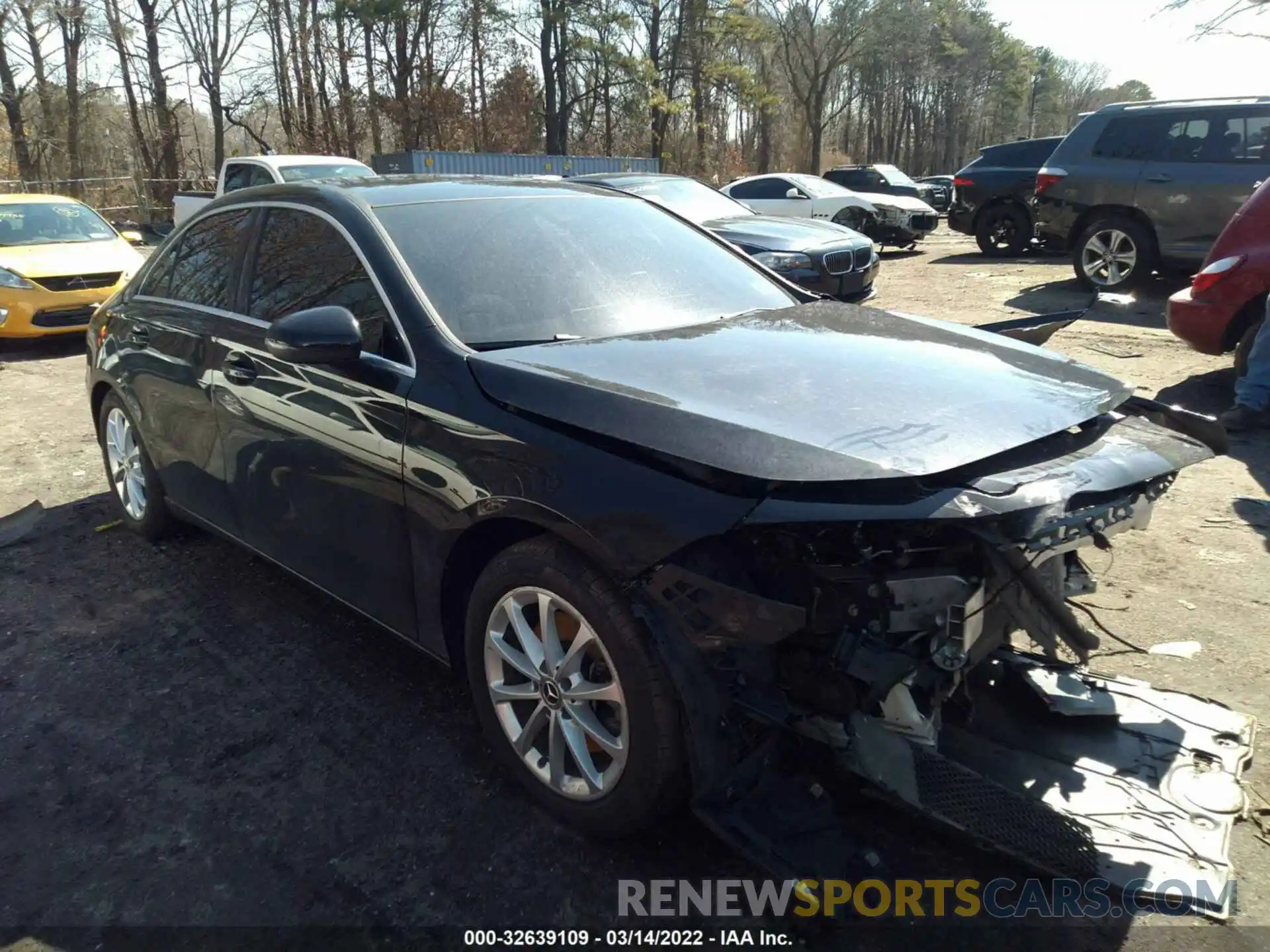 1 Photograph of a damaged car W1K3G4FBXLJ209615 MERCEDES-BENZ A-CLASS 2020