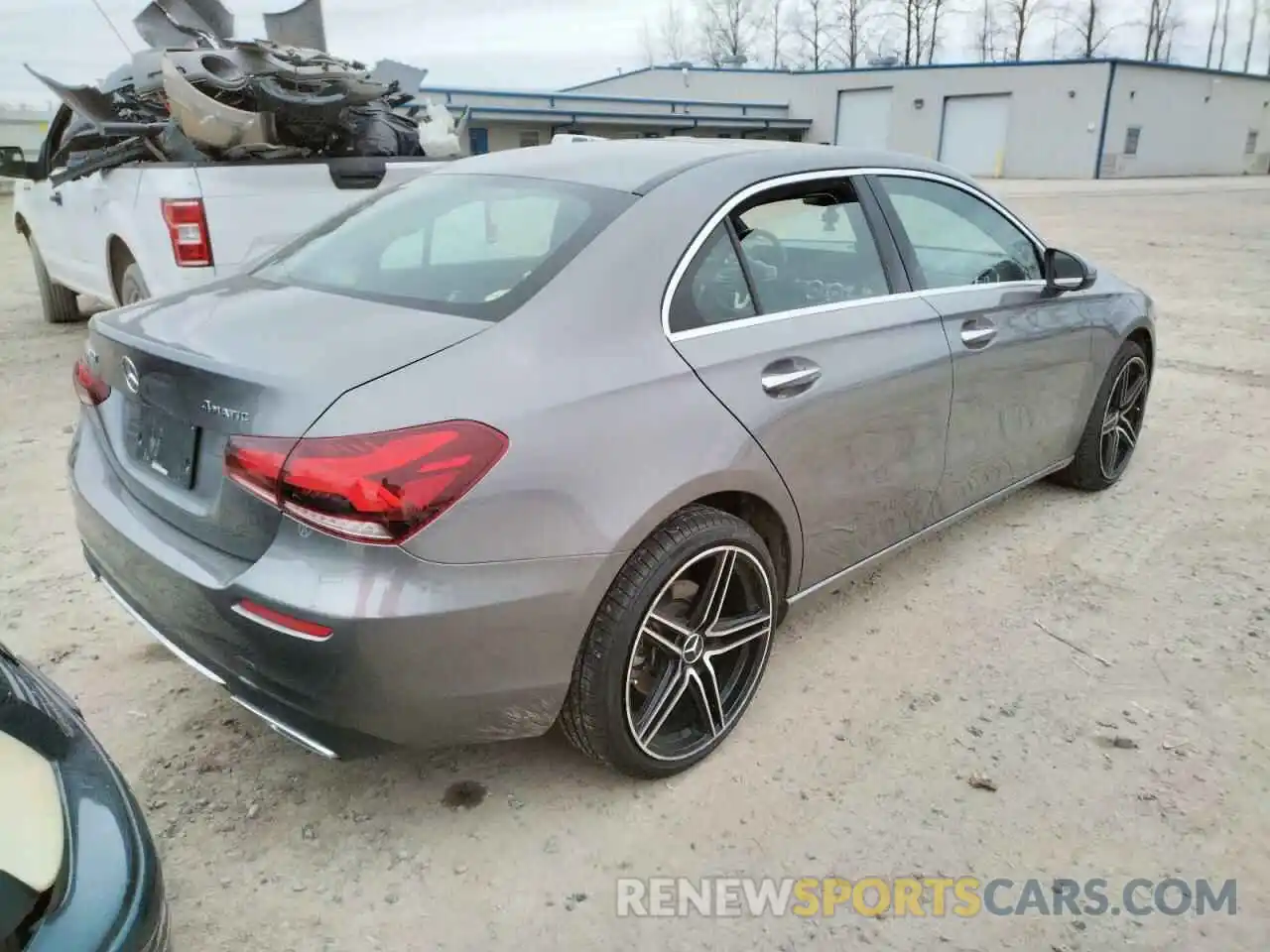 4 Photograph of a damaged car W1K3G4FBXLW043213 MERCEDES-BENZ A-CLASS 2020