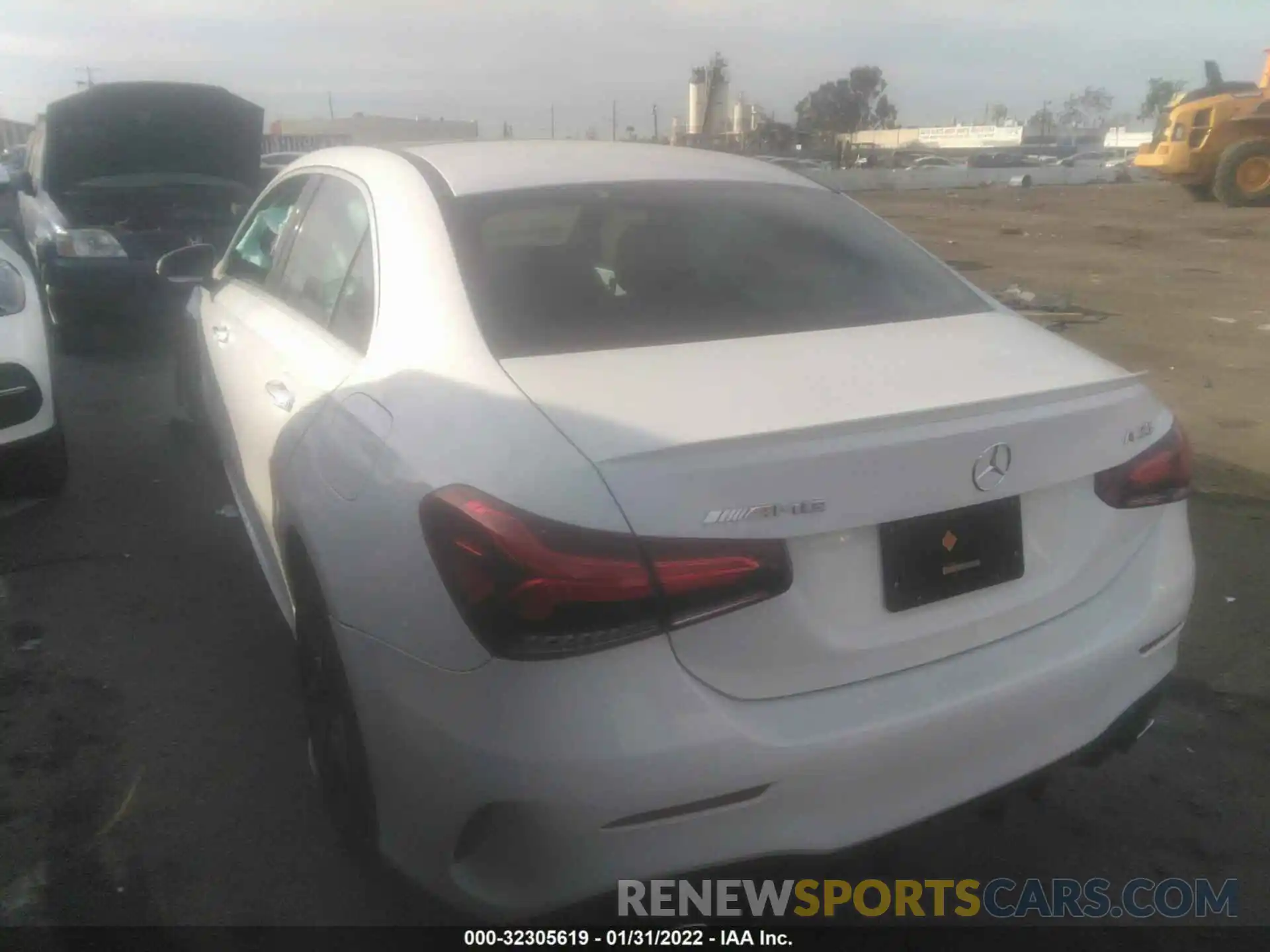 3 Photograph of a damaged car W1K3G5BB0LJ215709 MERCEDES-BENZ A-CLASS 2020