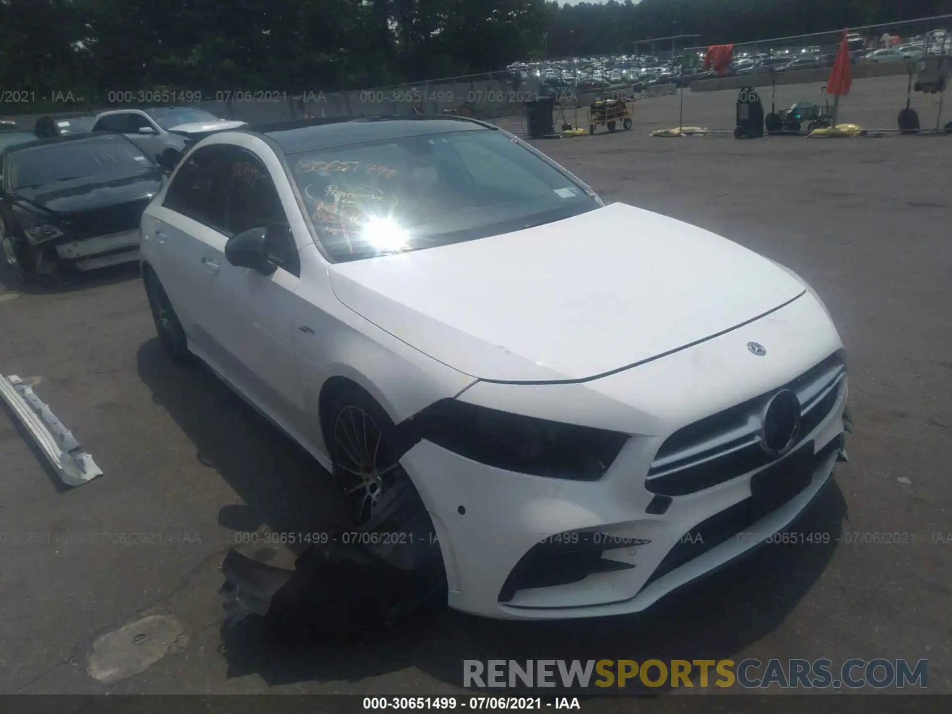 1 Photograph of a damaged car W1K3G5BB2LJ215954 MERCEDES-BENZ A-CLASS 2020