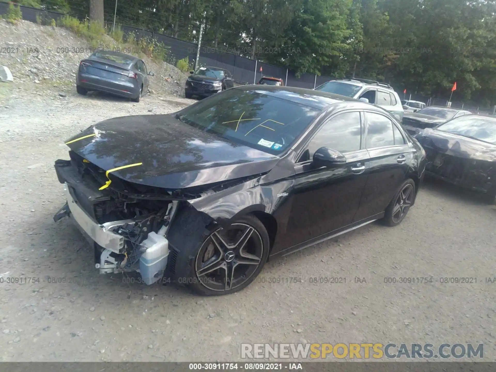 2 Photograph of a damaged car W1K3G5BB5LJ205466 MERCEDES-BENZ A-CLASS 2020