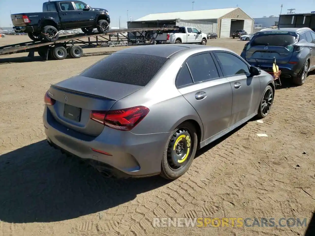 4 Photograph of a damaged car W1K3G5BB8LJ231222 MERCEDES-BENZ A-CLASS 2020