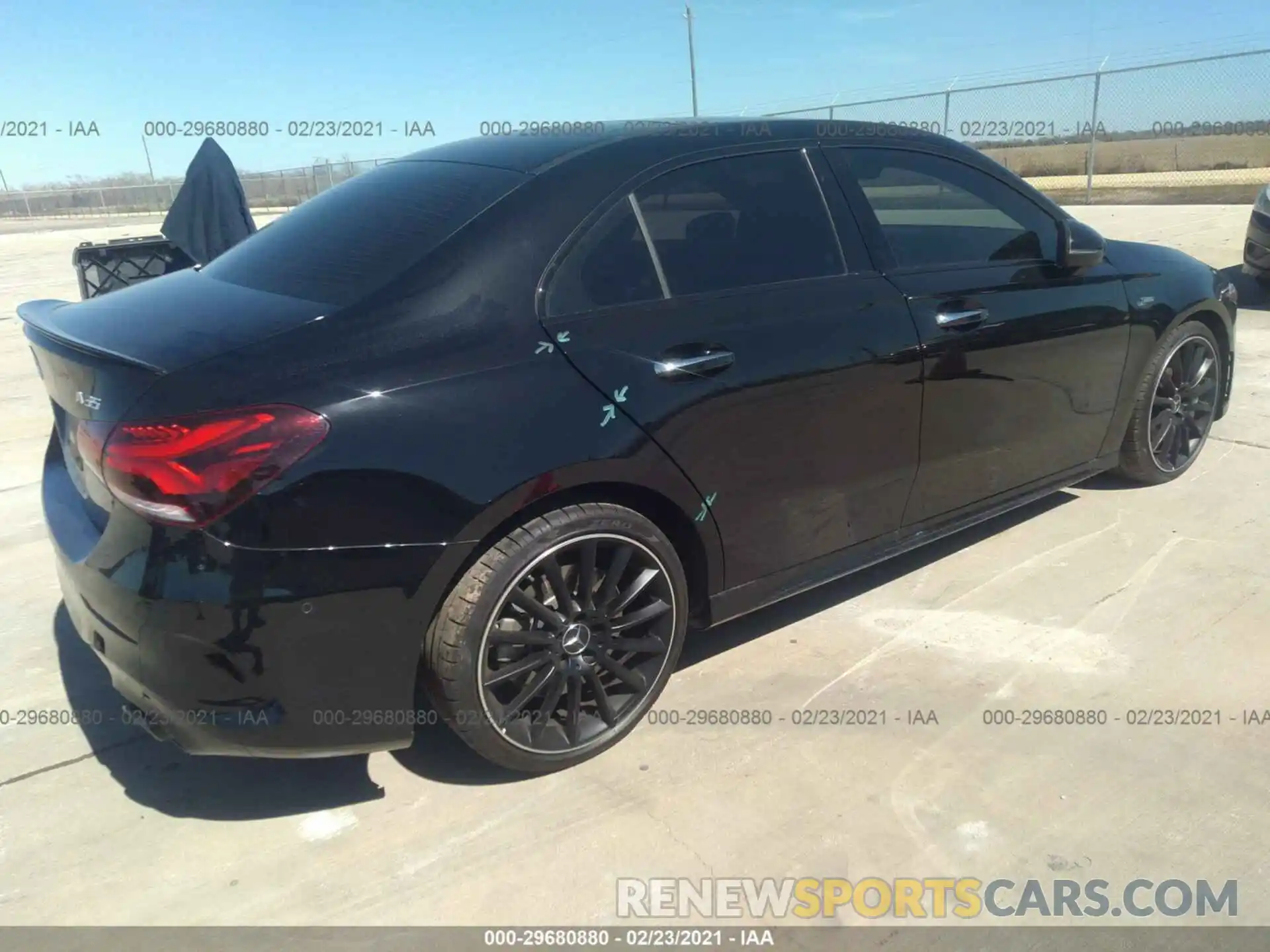 4 Photograph of a damaged car W1K3G5BB9LJ233366 MERCEDES-BENZ A-CLASS 2020