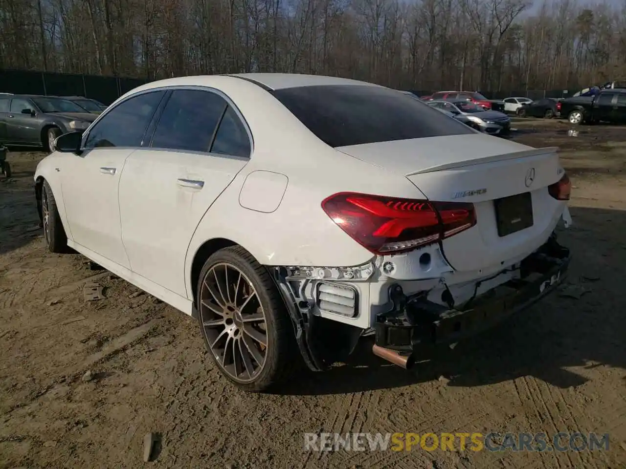 3 Photograph of a damaged car W1K3G5BBXLJ215250 MERCEDES-BENZ A-CLASS 2020