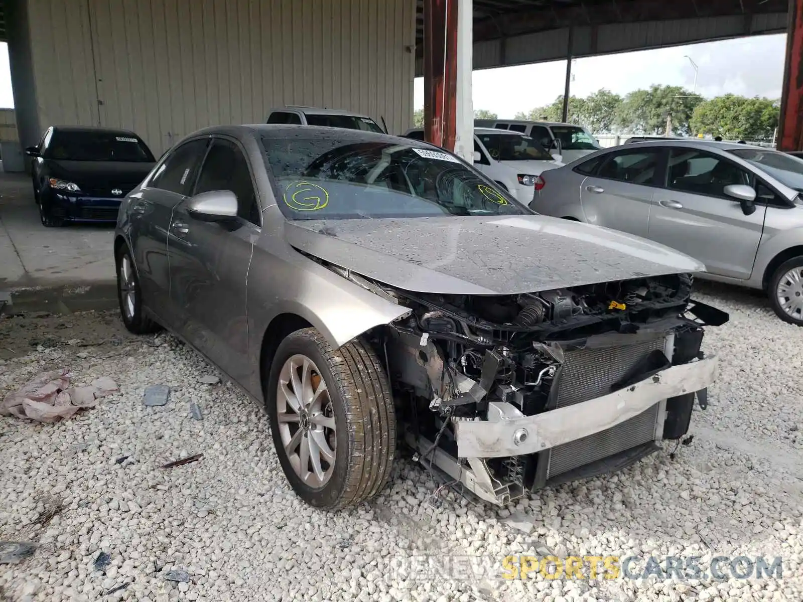 1 Photograph of a damaged car WDD3G4EB3LW037917 MERCEDES-BENZ A-CLASS 2020