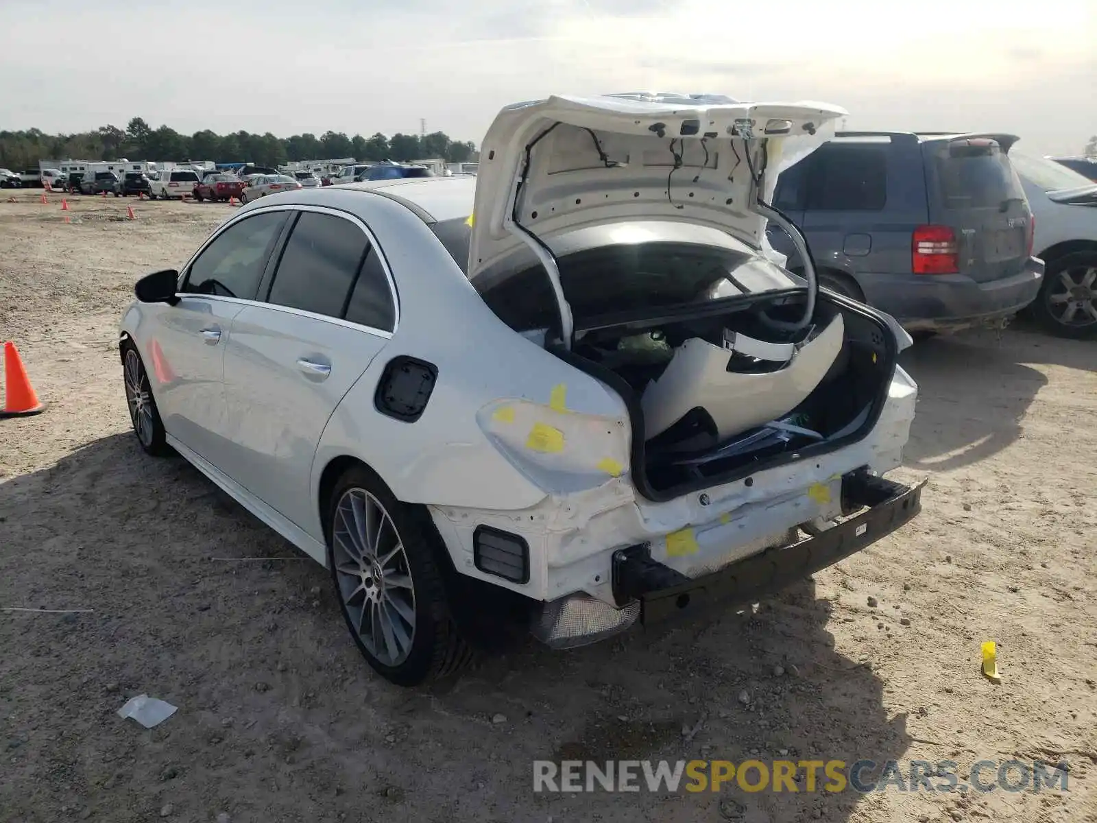 3 Photograph of a damaged car WDD3G4EB3LW038792 MERCEDES-BENZ A-CLASS 2020