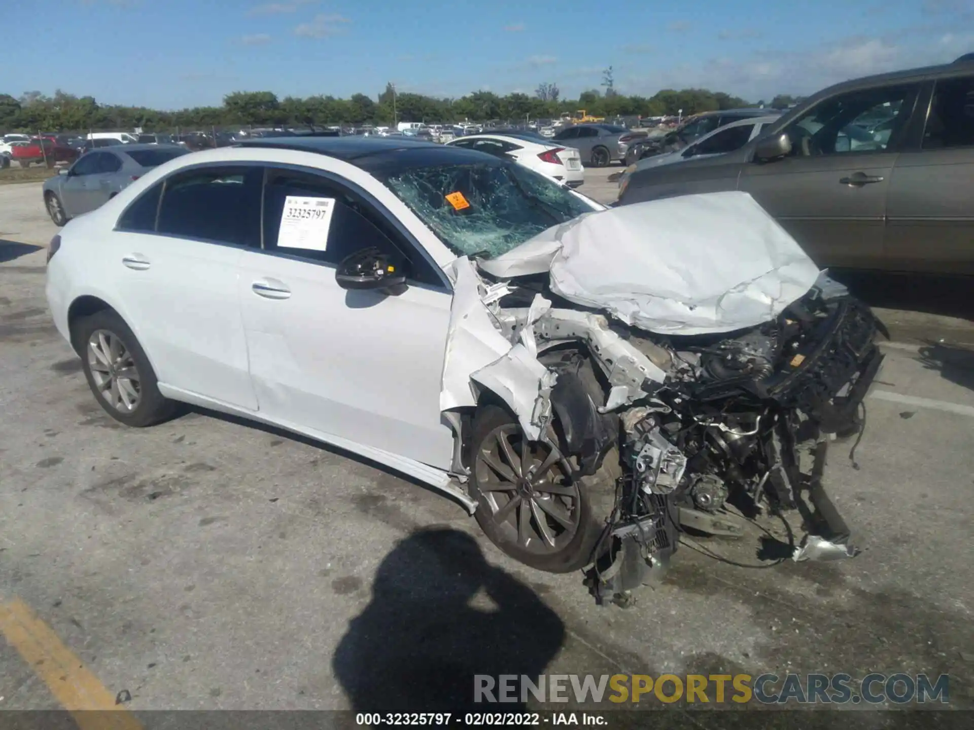 1 Photograph of a damaged car WDD3G4EB4LW038073 MERCEDES-BENZ A-CLASS 2020