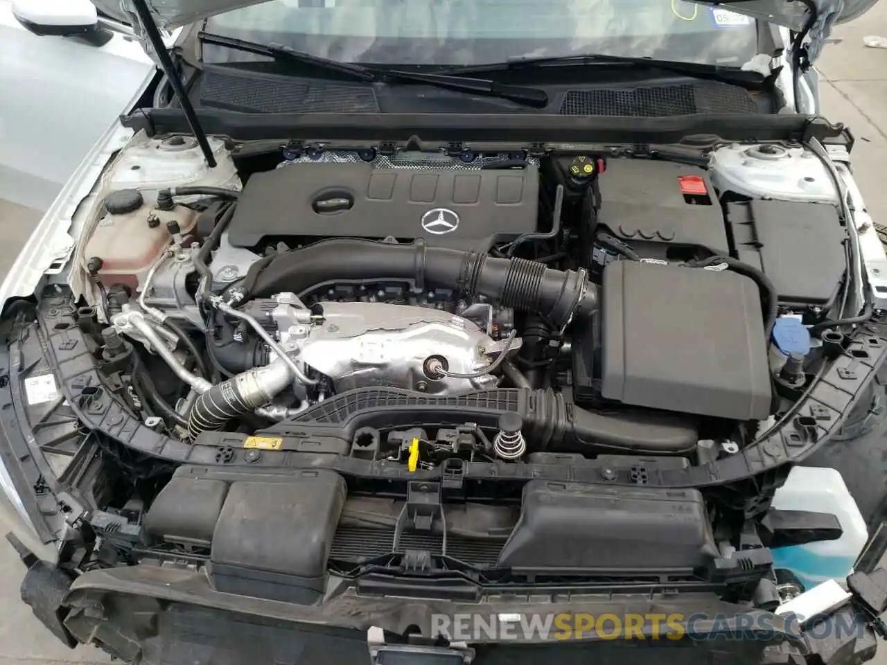 7 Фотография поврежденного автомобиля WDD3G4EB5LW039524 MERCEDES-BENZ A-CLASS 2020