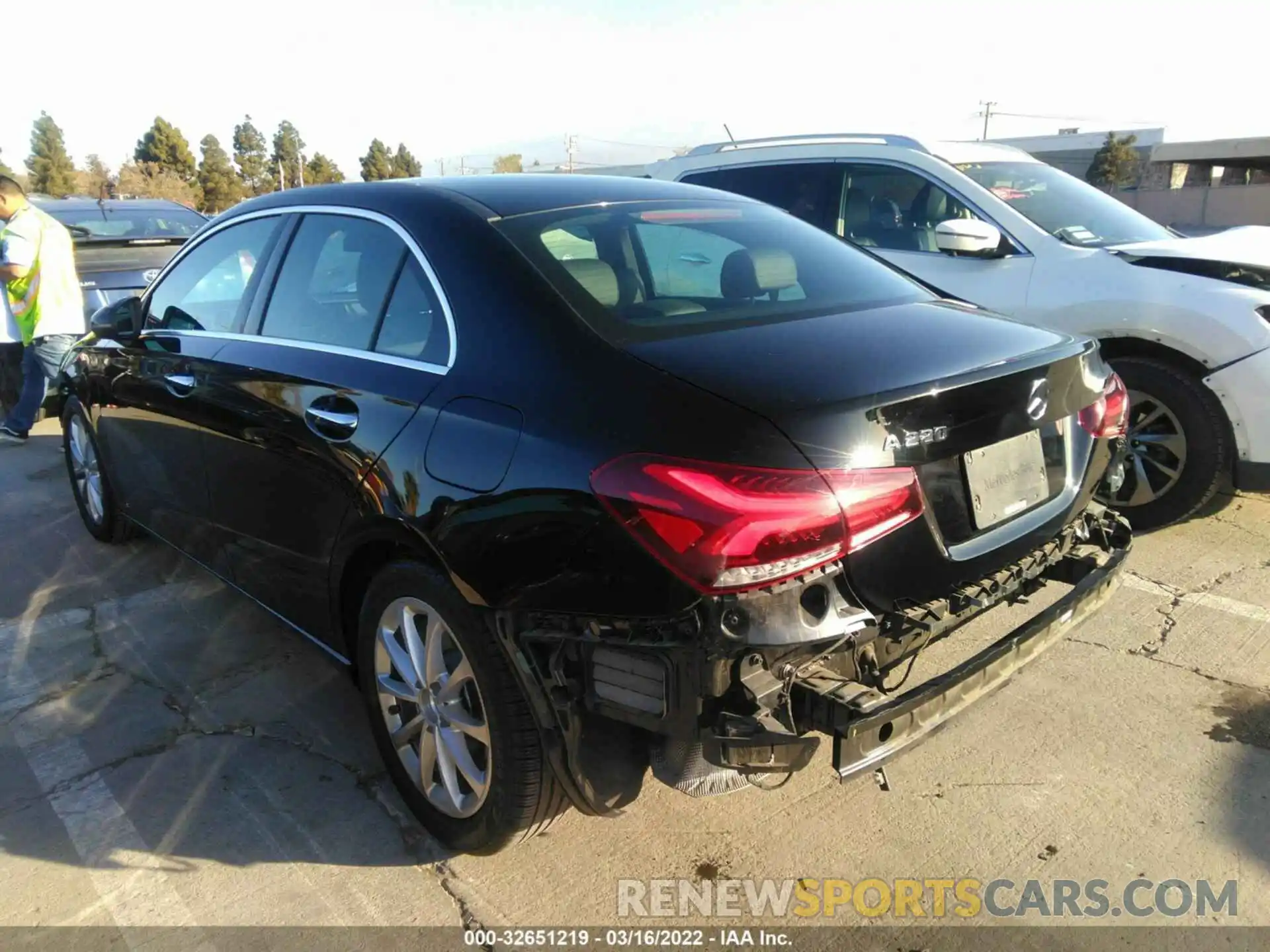 3 Photograph of a damaged car WDD3G4EB9LW038019 MERCEDES-BENZ A-CLASS 2020