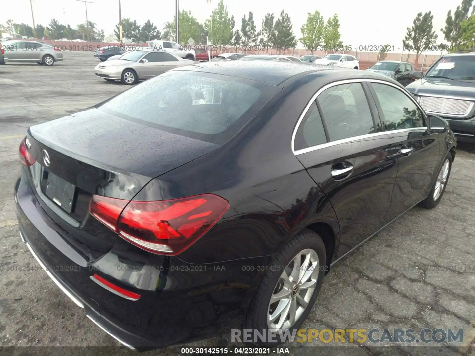 4 Photograph of a damaged car WDD3G4EB9LW038456 MERCEDES-BENZ A-CLASS 2020