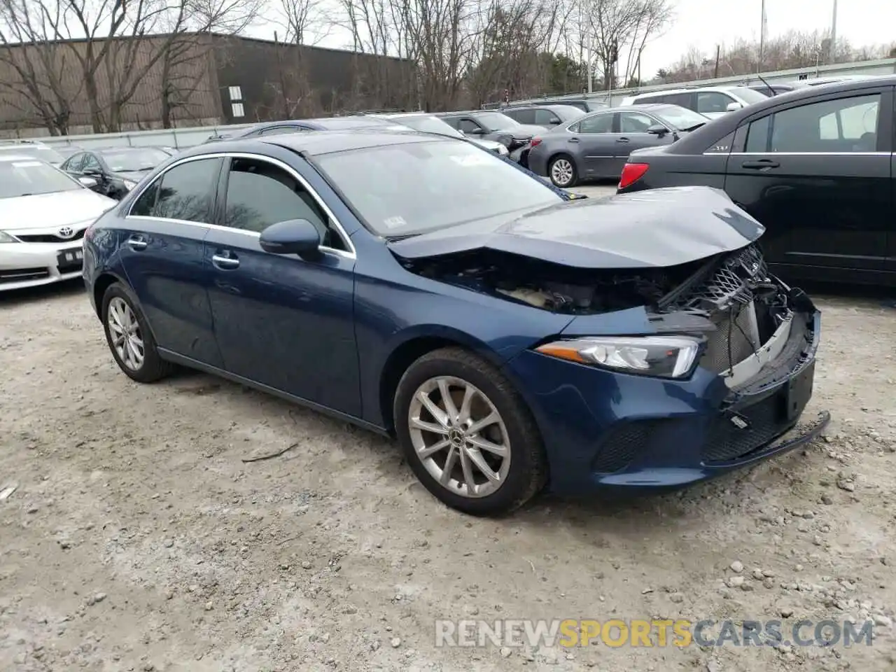 4 Photograph of a damaged car WDD3G4FB0LW039218 MERCEDES-BENZ A-CLASS 2020