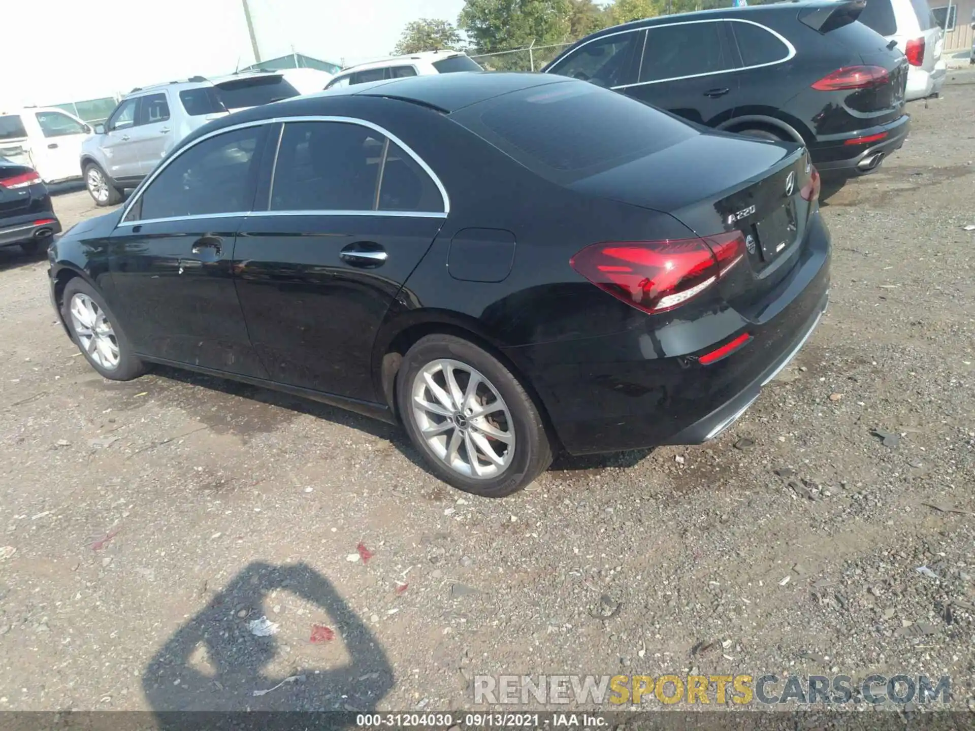 3 Photograph of a damaged car WDD3G4FB2LW037812 MERCEDES-BENZ A-CLASS 2020