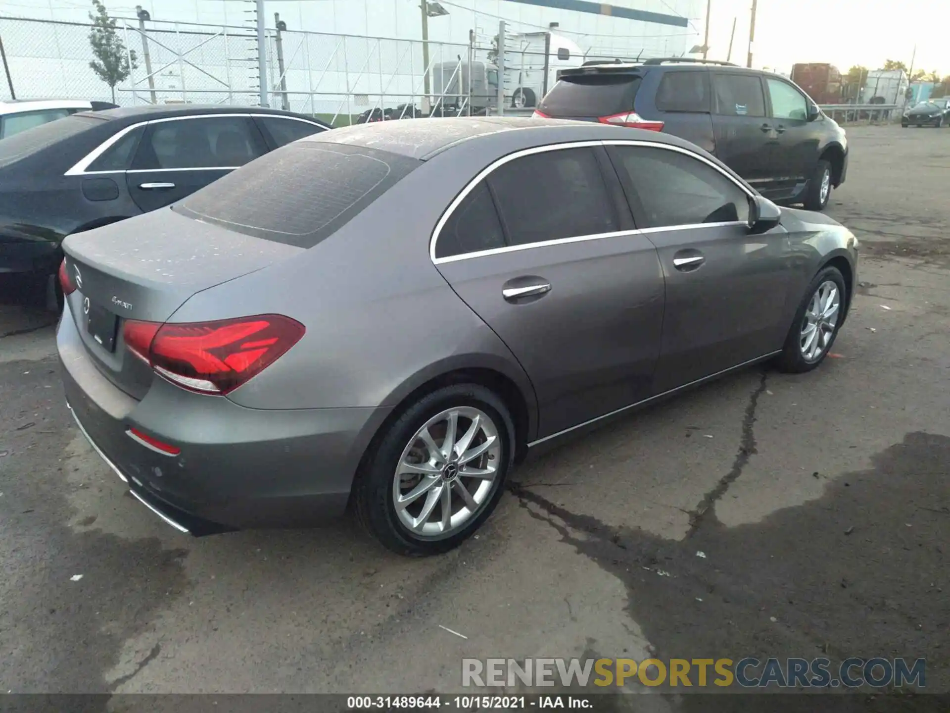 4 Photograph of a damaged car WDD3G4FB3LW038449 MERCEDES-BENZ A-CLASS 2020