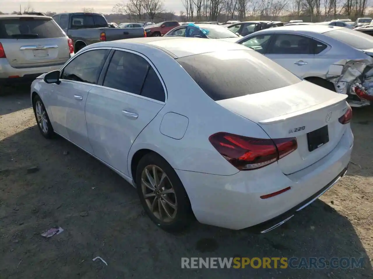 3 Photograph of a damaged car WDD3G4FB7LW036932 MERCEDES-BENZ A-CLASS 2020