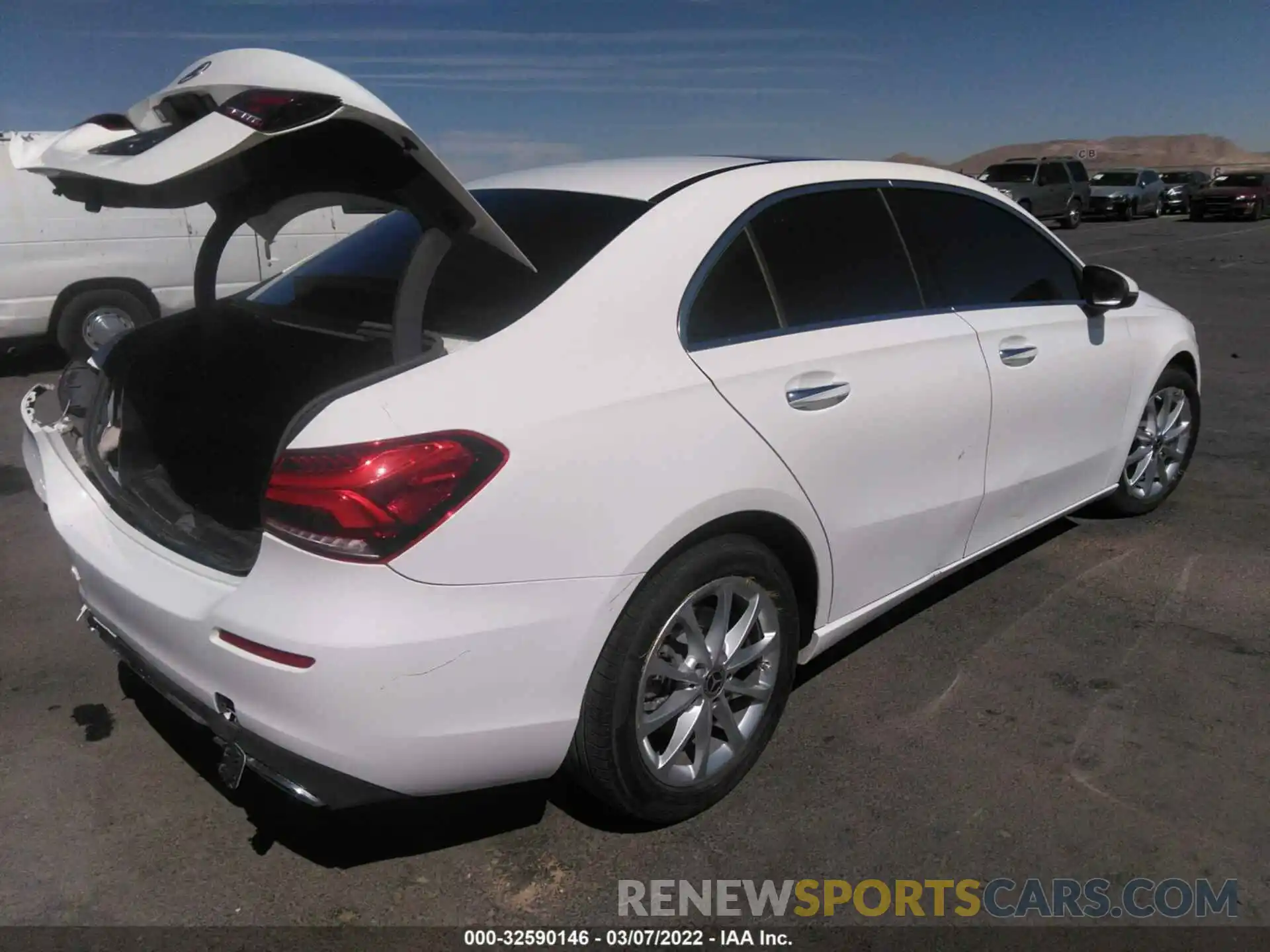 4 Photograph of a damaged car W1K3G4EB0MJ316675 MERCEDES-BENZ A-CLASS 2021