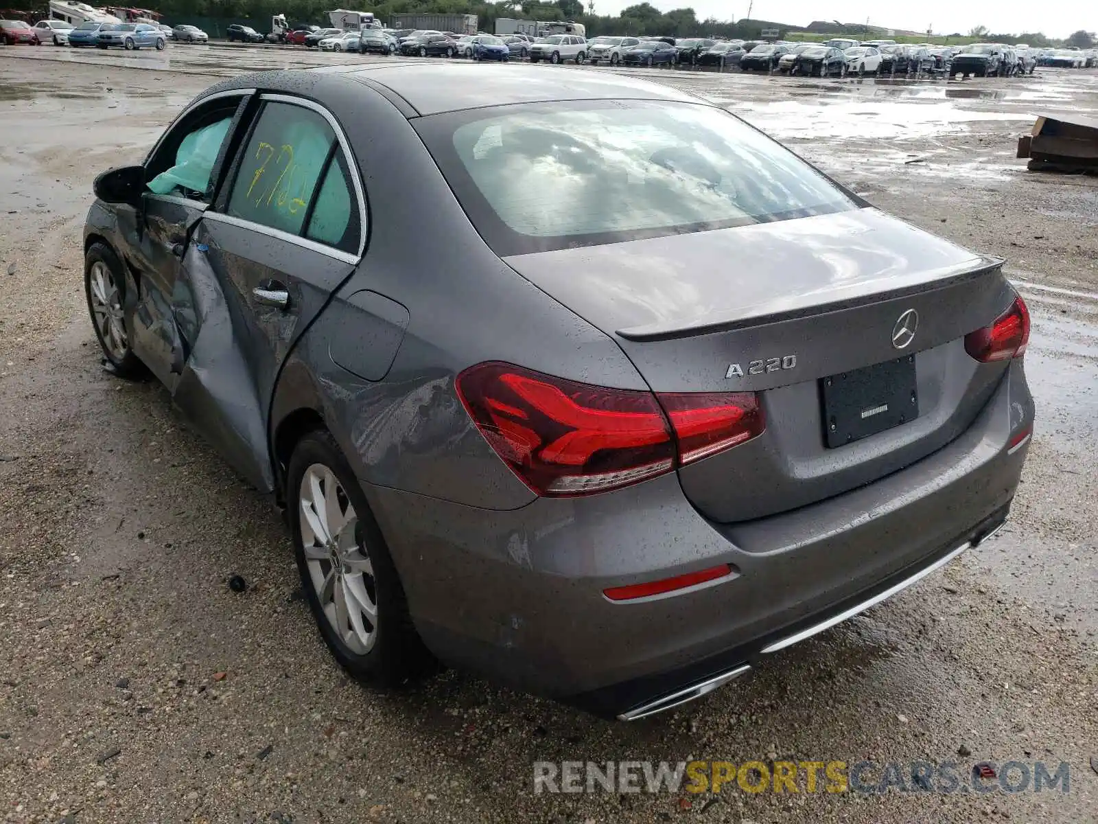 3 Photograph of a damaged car W1K3G4EB2MJ287602 MERCEDES-BENZ A-CLASS 2021