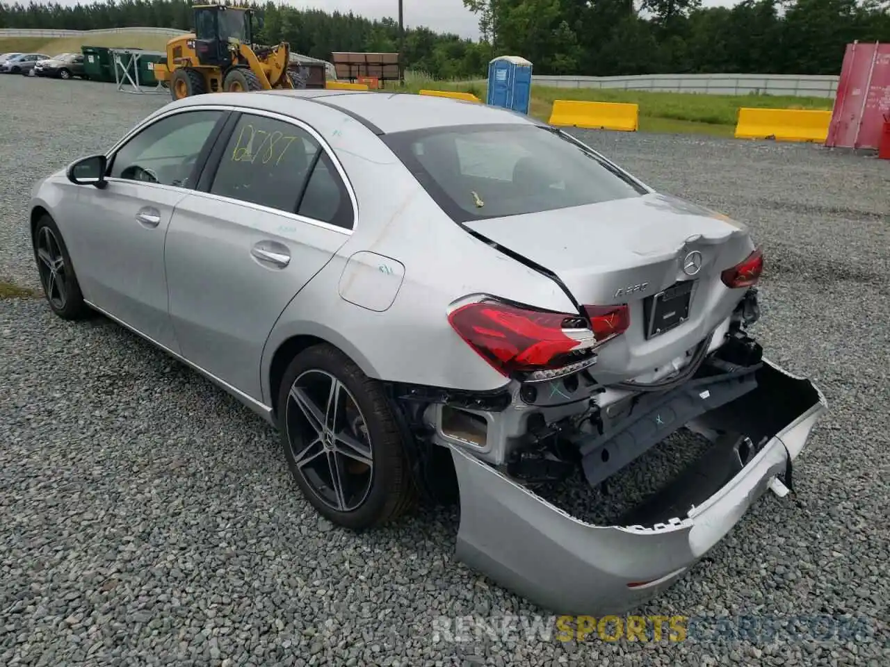 3 Photograph of a damaged car W1K3G4EB3MJ297975 MERCEDES-BENZ A-CLASS 2021