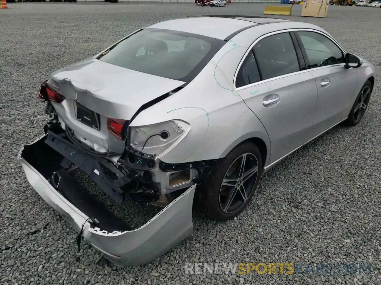 4 Photograph of a damaged car W1K3G4EB3MJ297975 MERCEDES-BENZ A-CLASS 2021