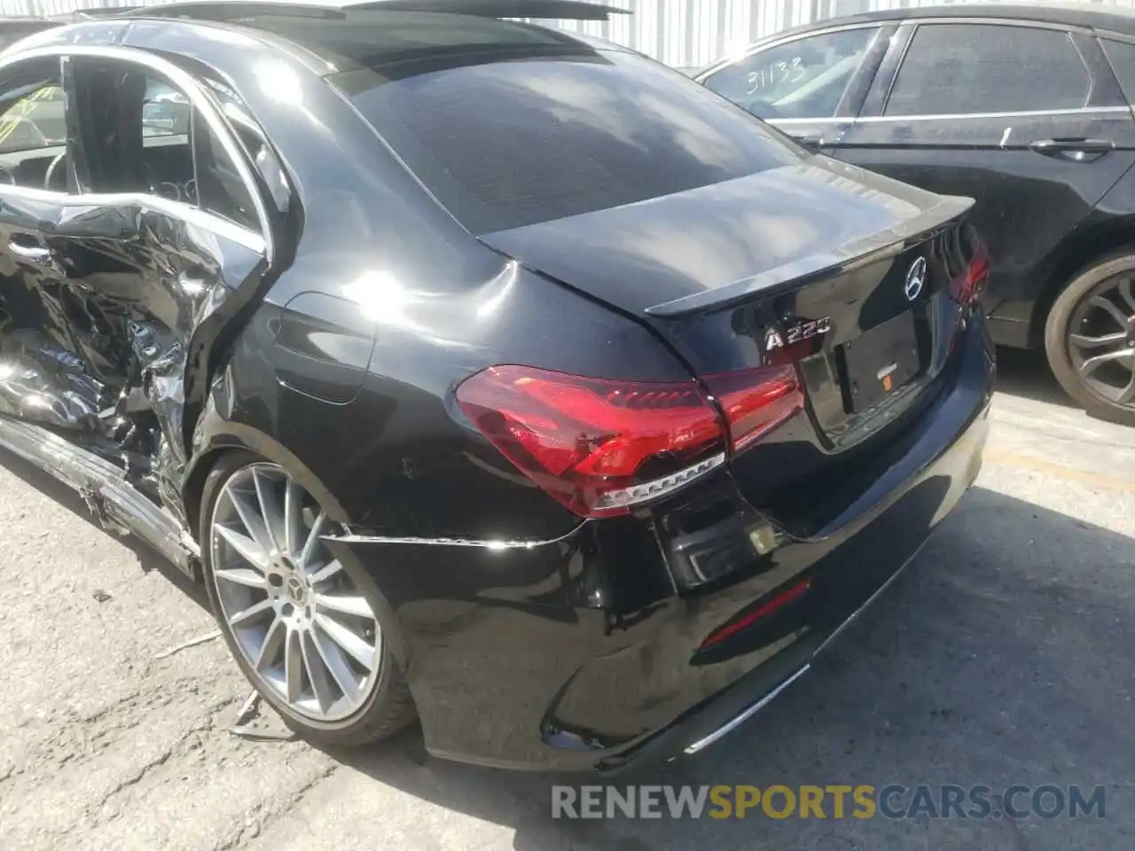 10 Photograph of a damaged car W1K3G4EB5MJ262404 MERCEDES-BENZ A-CLASS 2021