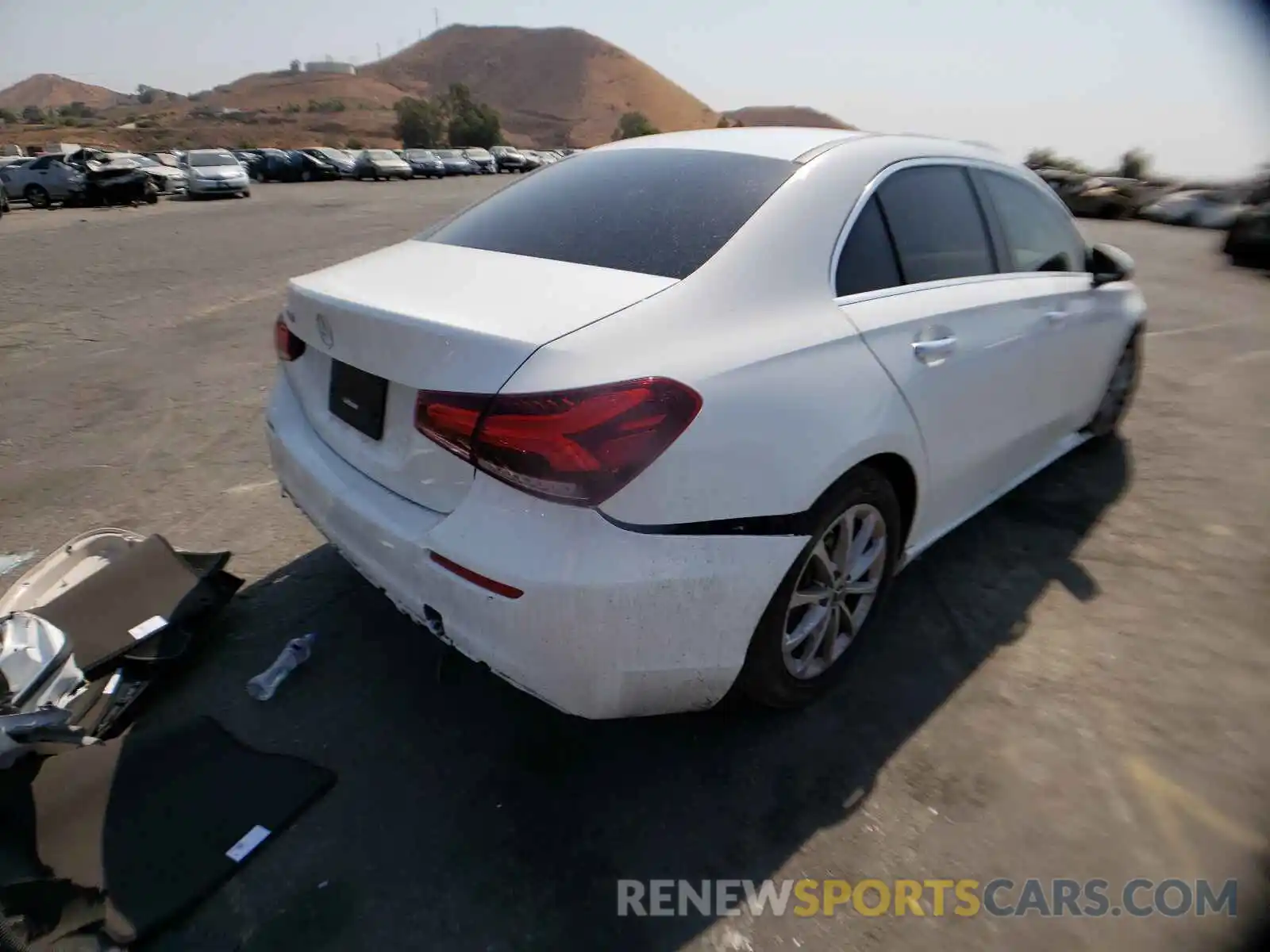 4 Photograph of a damaged car W1K3G4EB6MJ264484 MERCEDES-BENZ A-CLASS 2021