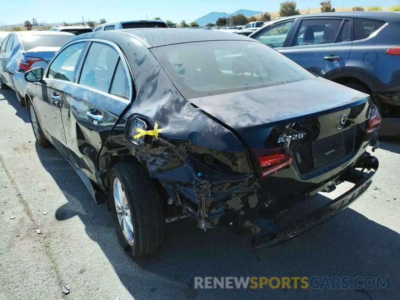 3 Photograph of a damaged car W1K3G4EB6MJ314316 MERCEDES-BENZ A-CLASS 2021