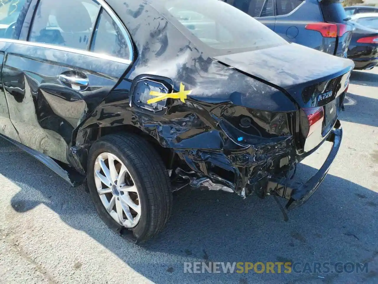 9 Photograph of a damaged car W1K3G4EB6MJ314316 MERCEDES-BENZ A-CLASS 2021