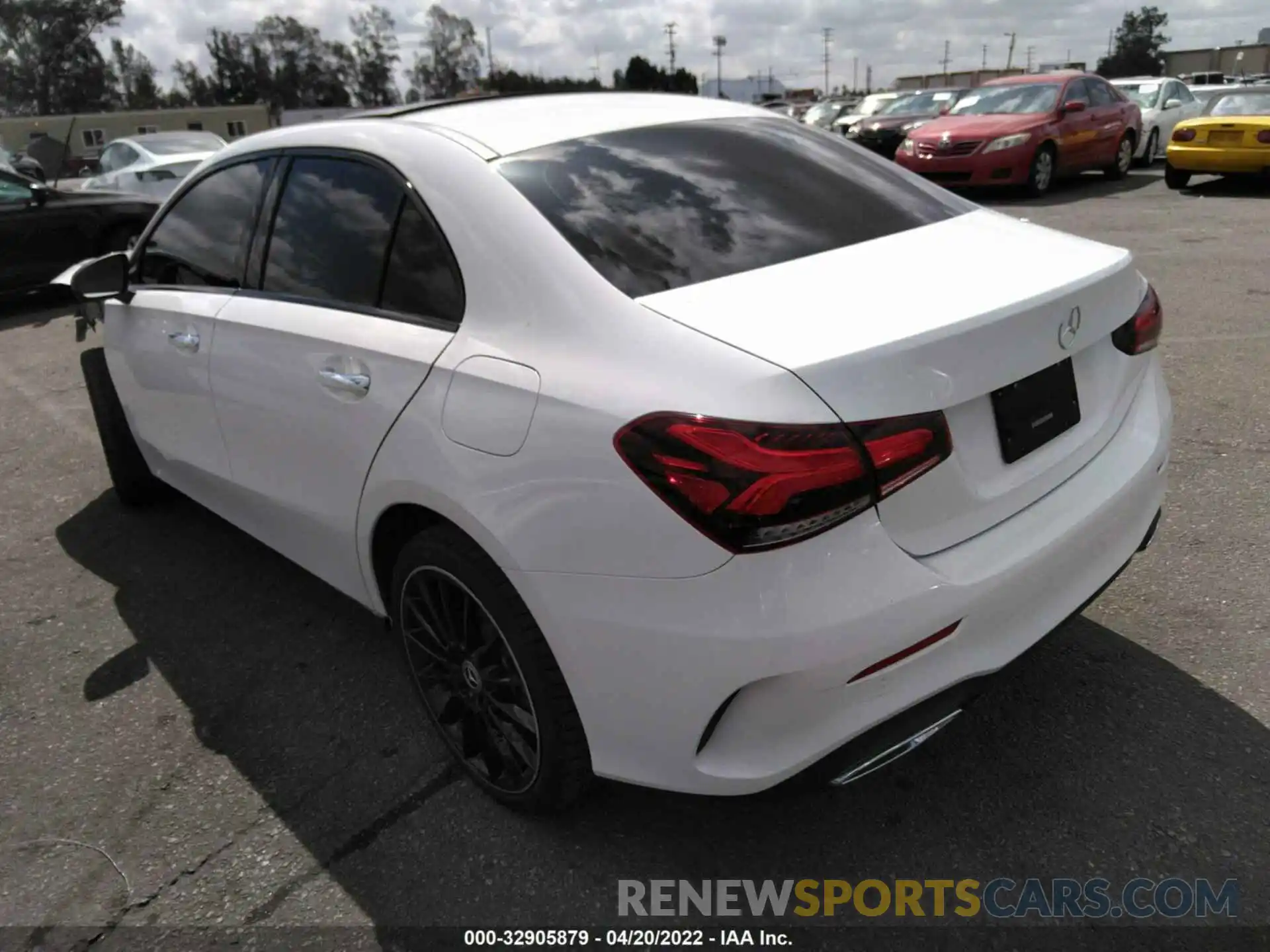 3 Photograph of a damaged car W1K3G4EB6MJ316714 MERCEDES-BENZ A-CLASS 2021