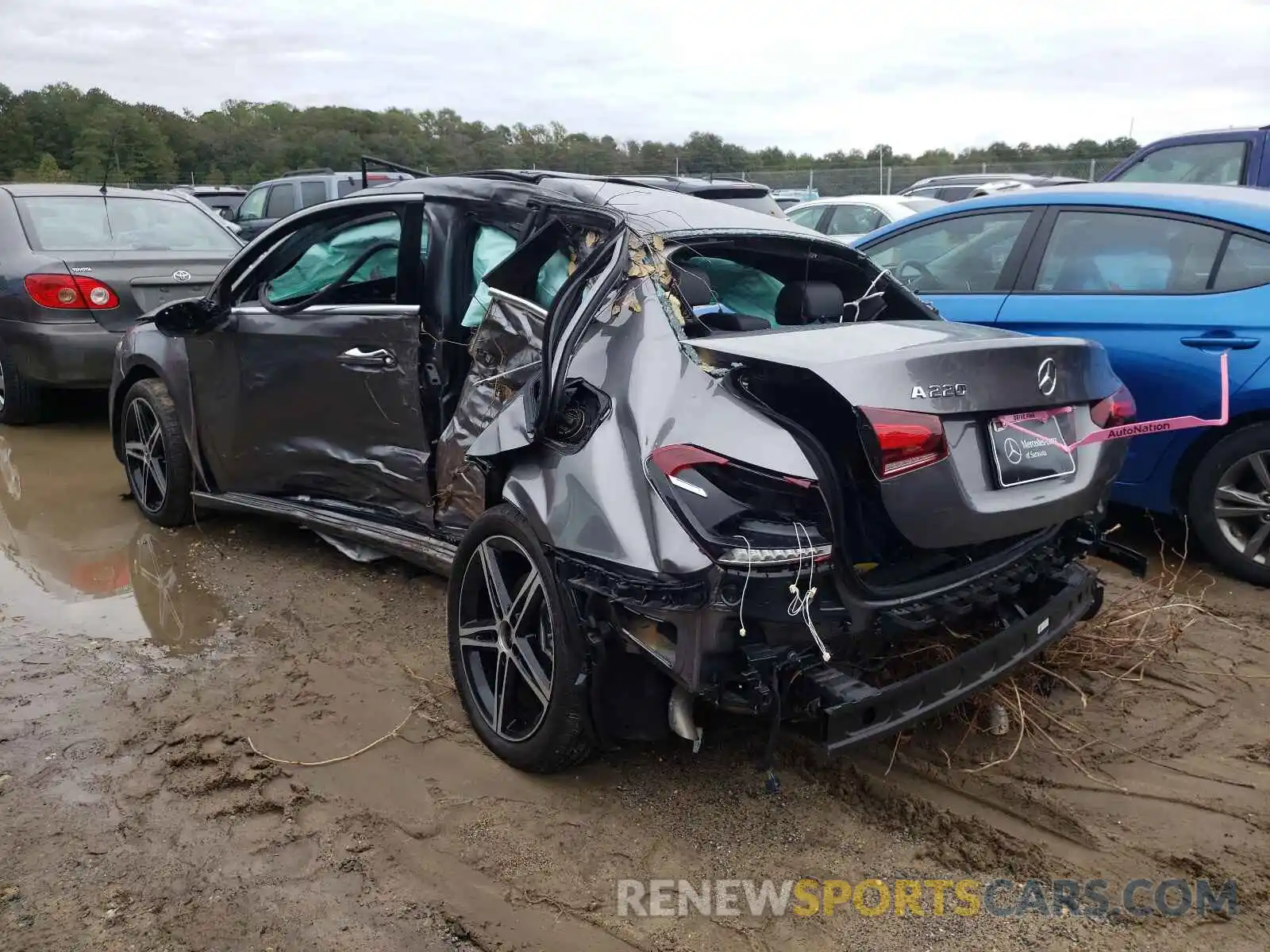 3 Photograph of a damaged car W1K3G4EB7MJ255776 MERCEDES-BENZ A-CLASS 2021