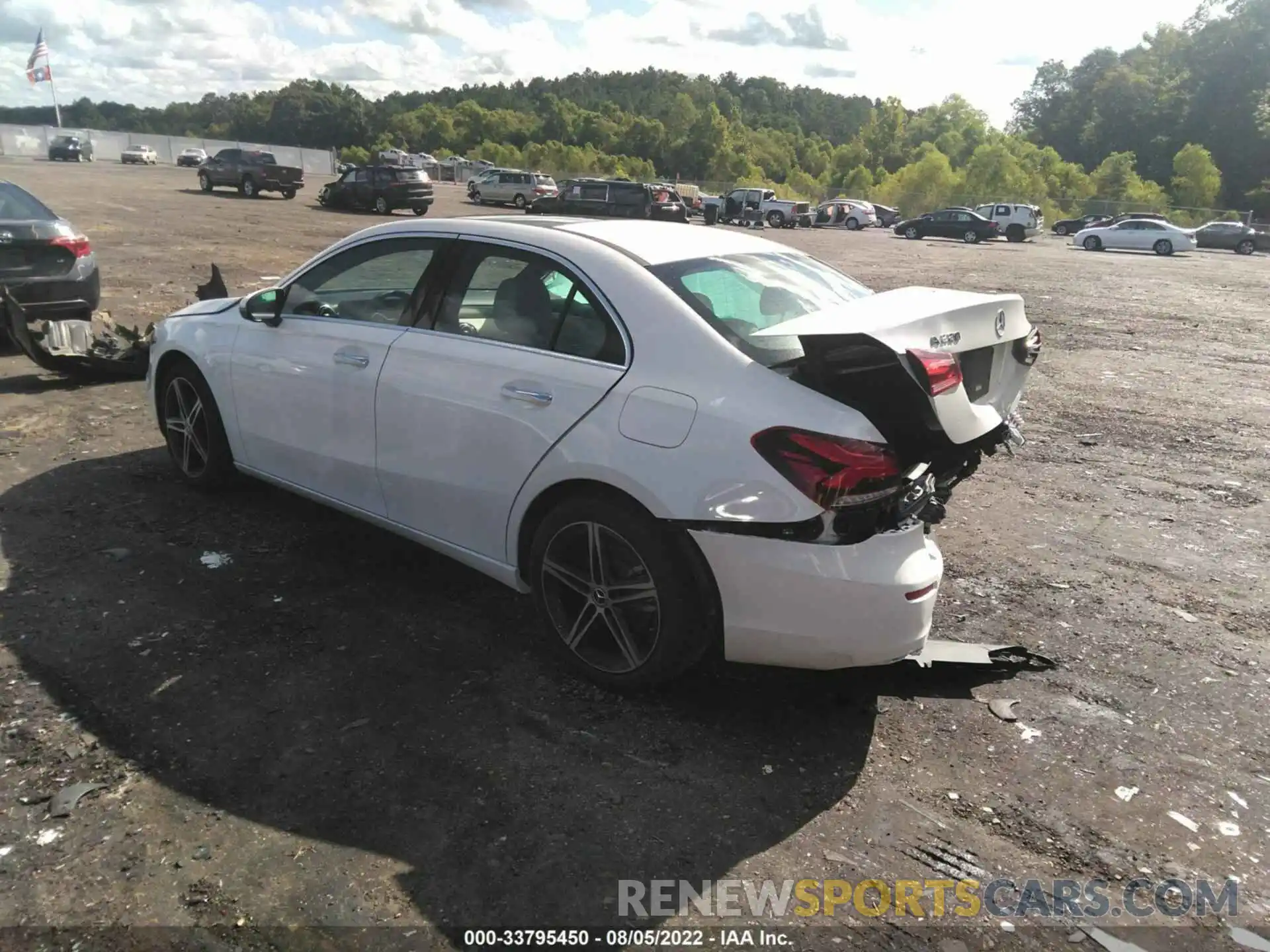 3 Photograph of a damaged car W1K3G4EB7MJ256278 MERCEDES-BENZ A-CLASS 2021