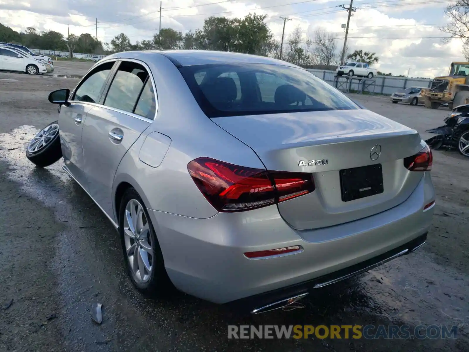 3 Photograph of a damaged car W1K3G4EB7MJ277891 MERCEDES-BENZ A-CLASS 2021