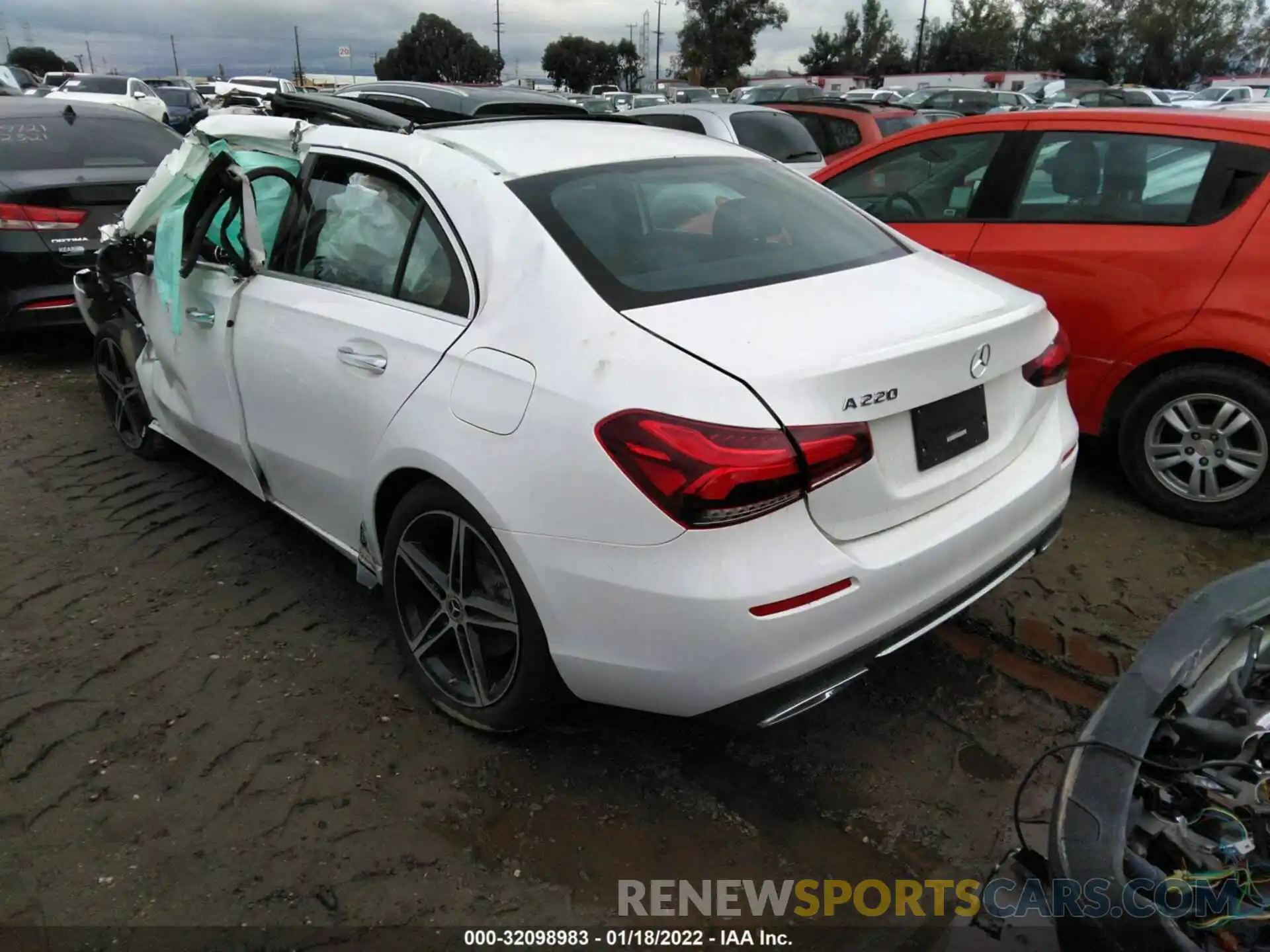 3 Photograph of a damaged car W1K3G4EB8MJ316097 MERCEDES-BENZ A-CLASS 2021