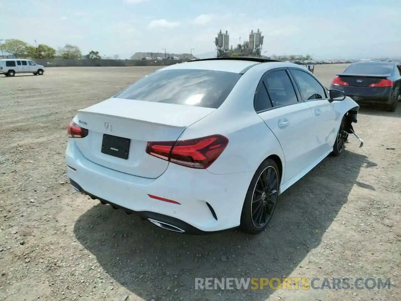 4 Photograph of a damaged car W1K3G4EB9MJ263829 MERCEDES-BENZ A-CLASS 2021