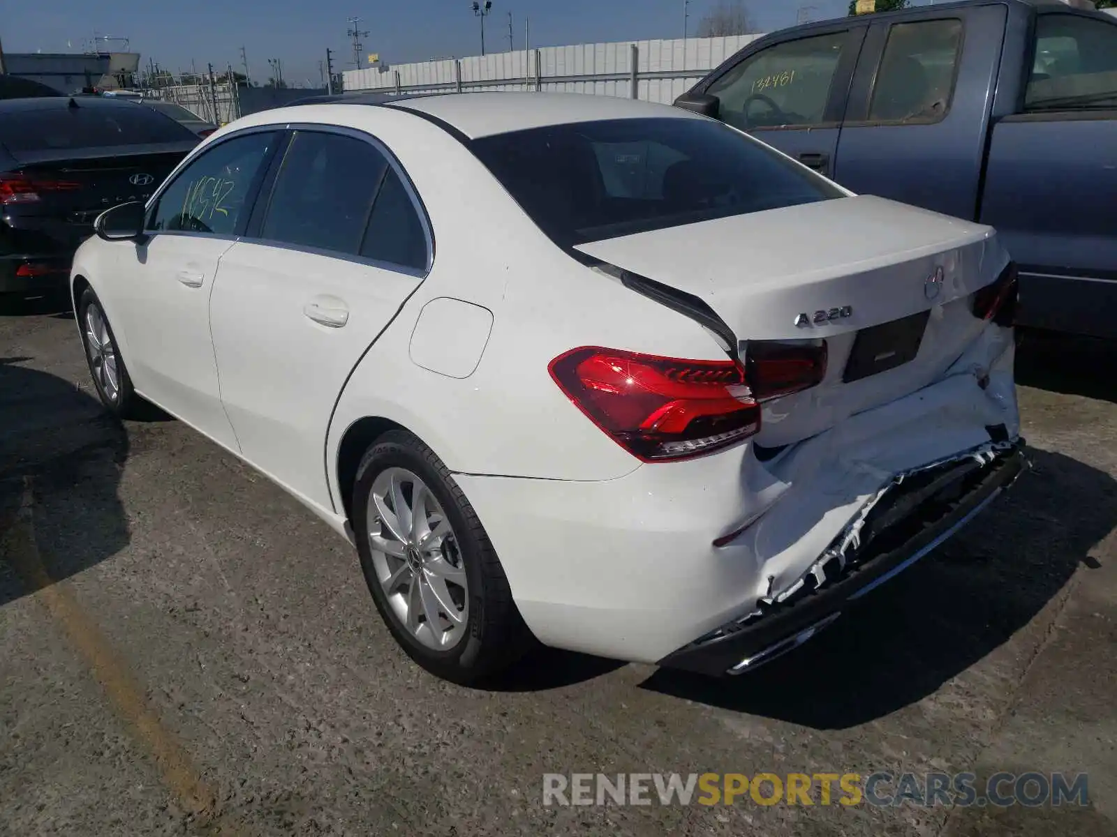 3 Photograph of a damaged car W1K3G4EB9MJ269100 MERCEDES-BENZ A-CLASS 2021