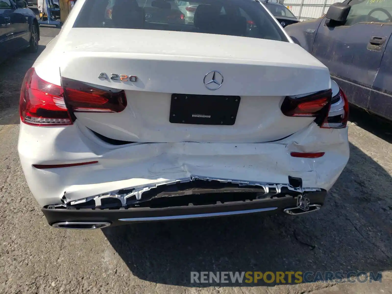 9 Photograph of a damaged car W1K3G4EB9MJ269100 MERCEDES-BENZ A-CLASS 2021