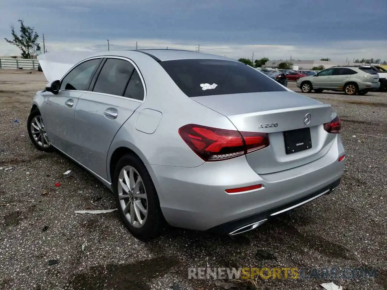 3 Photograph of a damaged car W1K3G4EB9MJ276984 MERCEDES-BENZ A-CLASS 2021