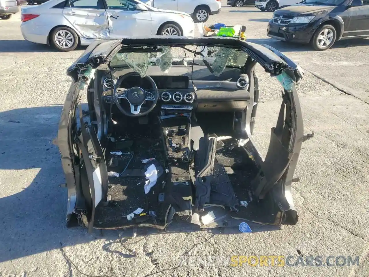 6 Photograph of a damaged car W1K3G4EB9MJ289699 MERCEDES-BENZ A-CLASS 2021