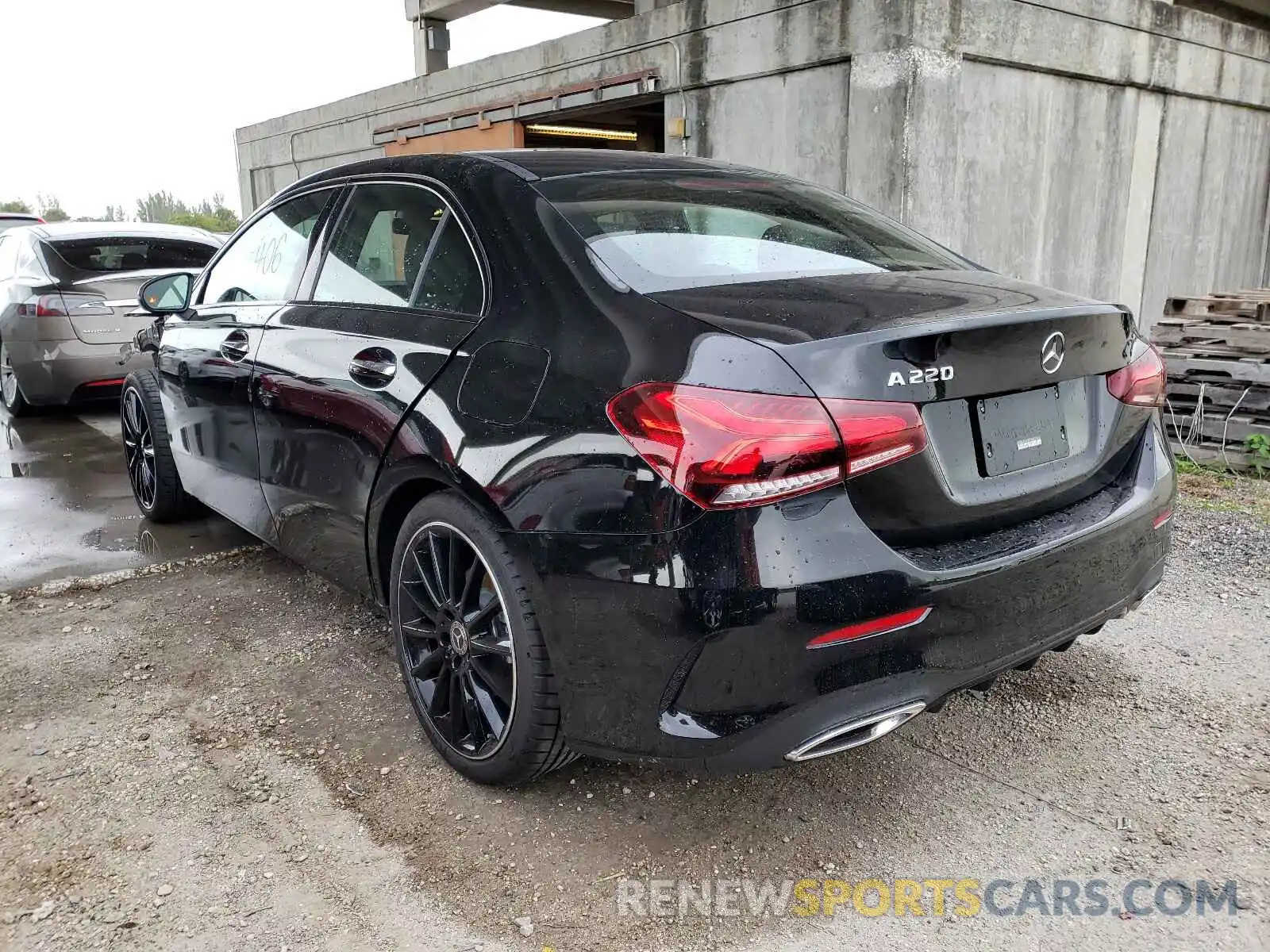 3 Photograph of a damaged car W1K3G4EBXMJ317137 MERCEDES-BENZ A-CLASS 2021