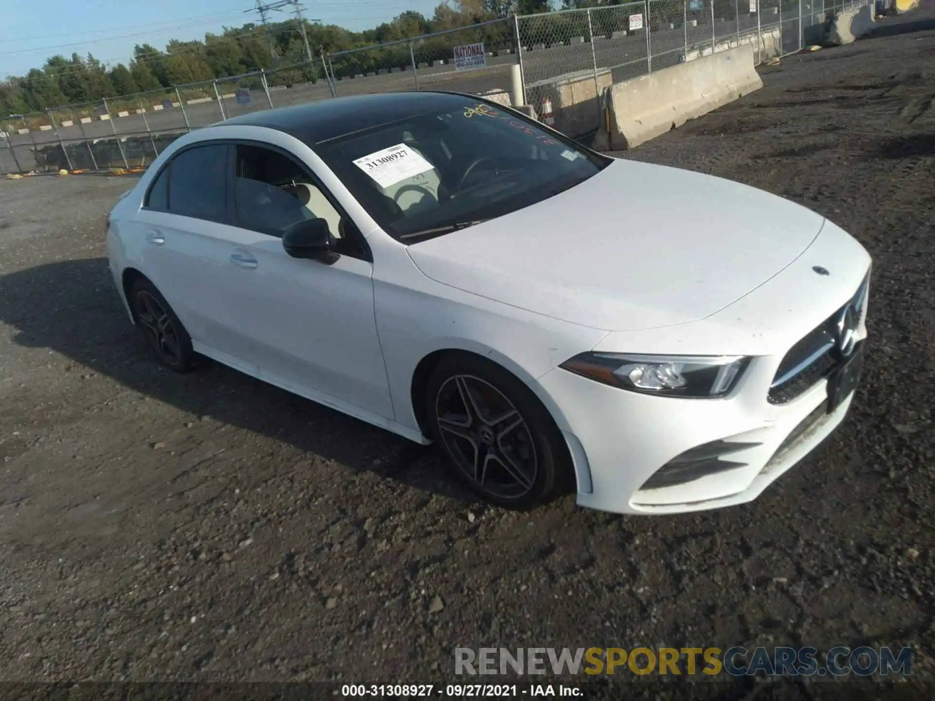 1 Photograph of a damaged car W1K3G4FB1MJ258476 MERCEDES-BENZ A-CLASS 2021